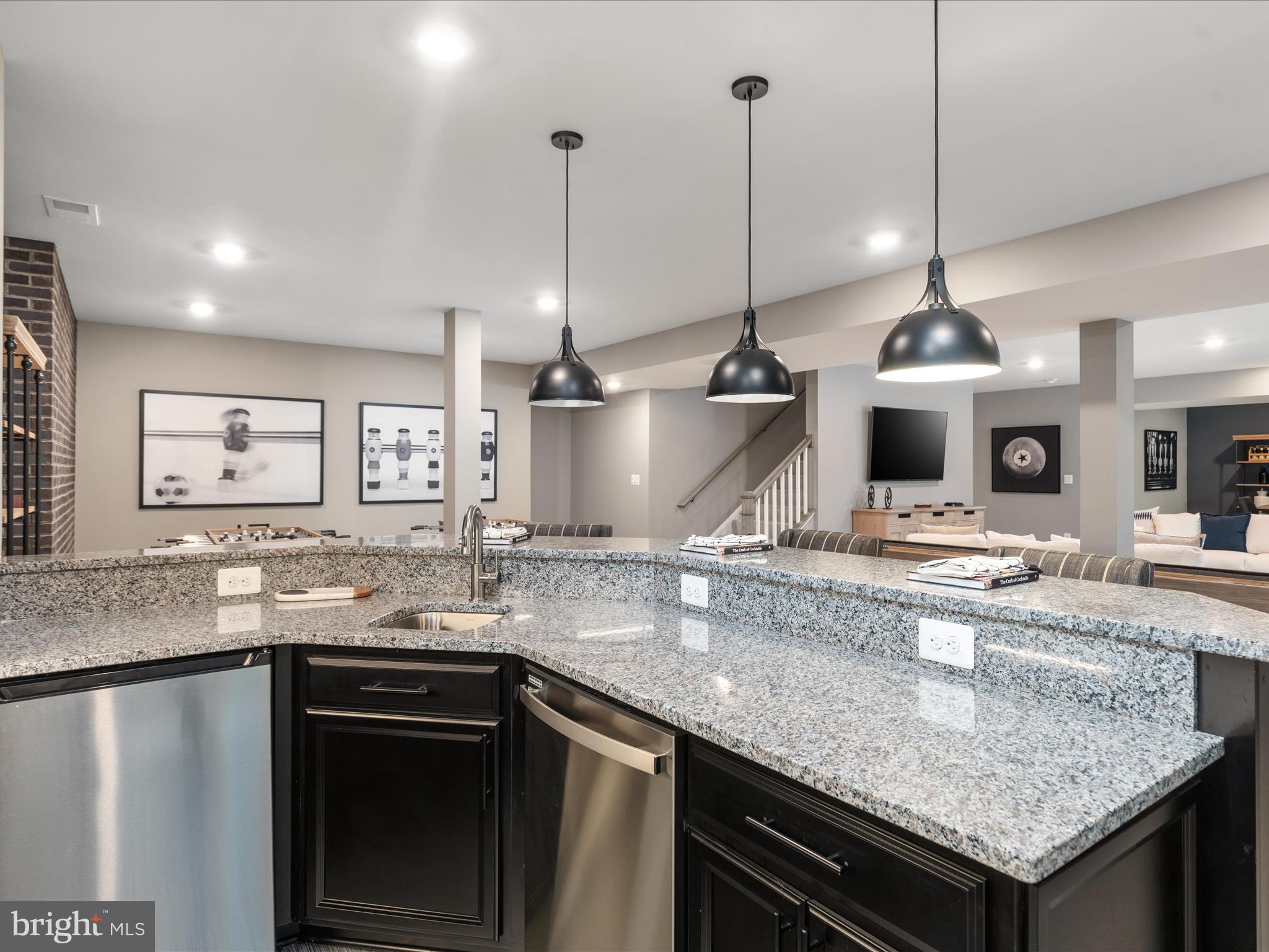 23299 Lansing Woods Ln