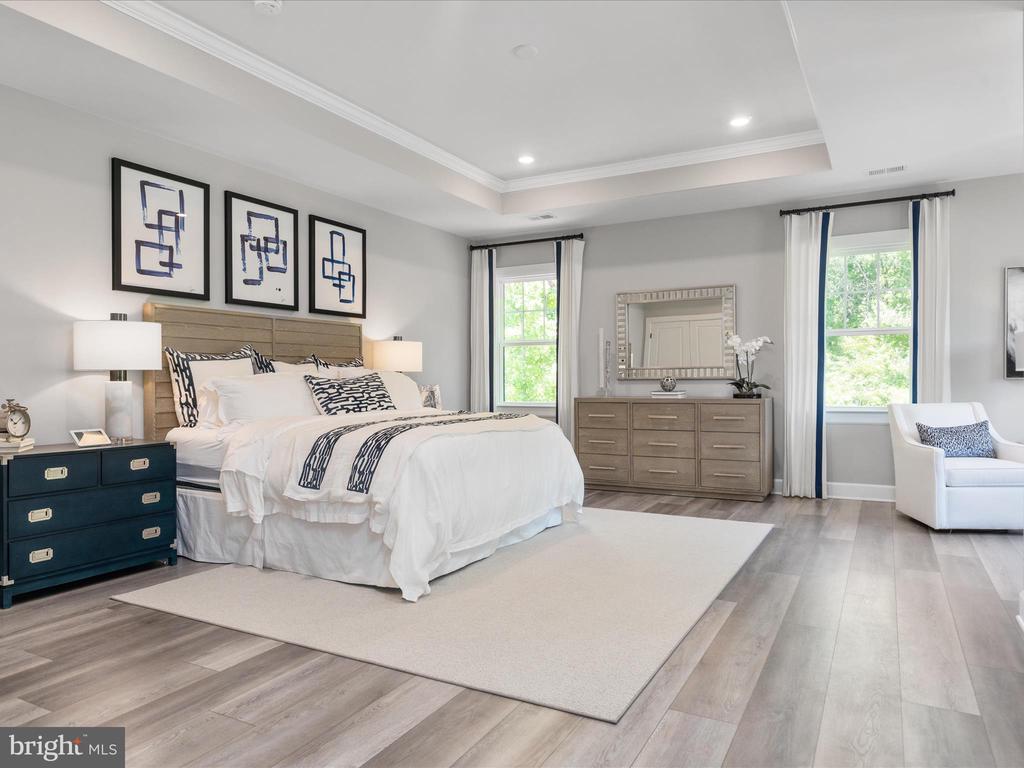 23299 Lansing Woods Ln