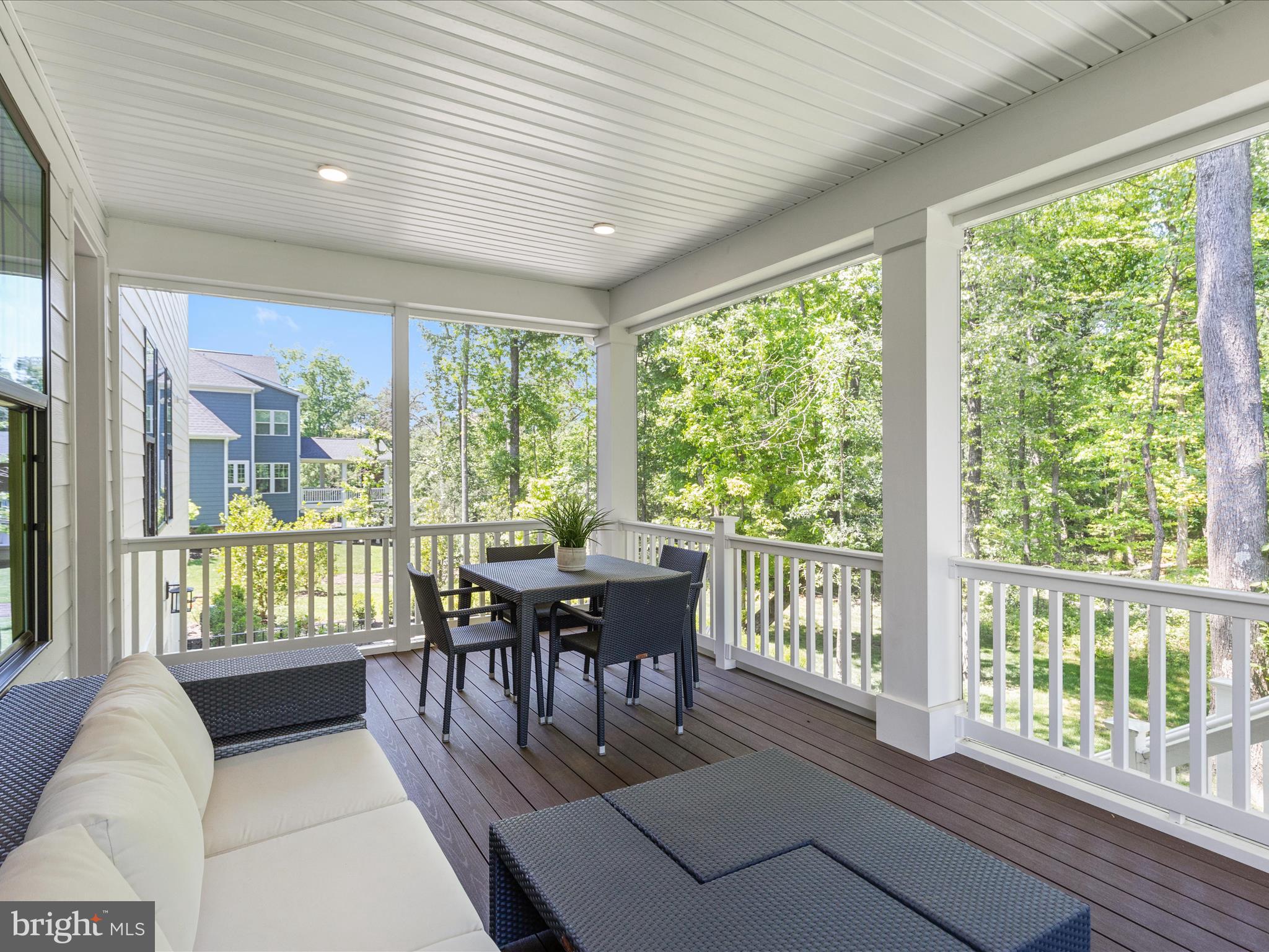 23299 Lansing Woods Ln