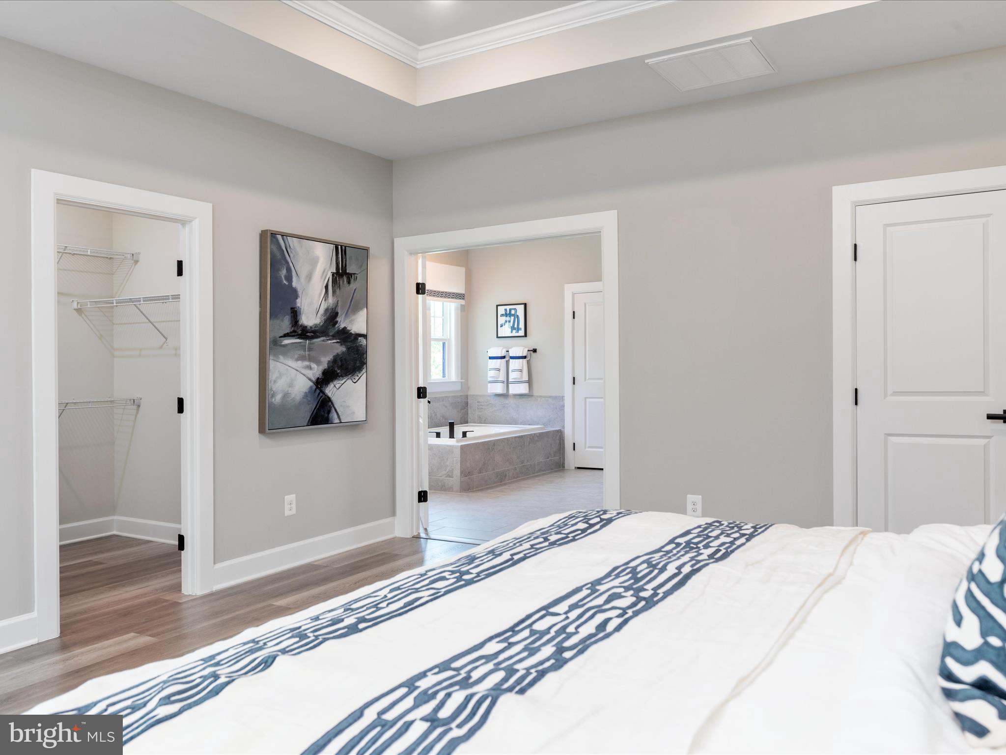 23299 Lansing Woods Ln