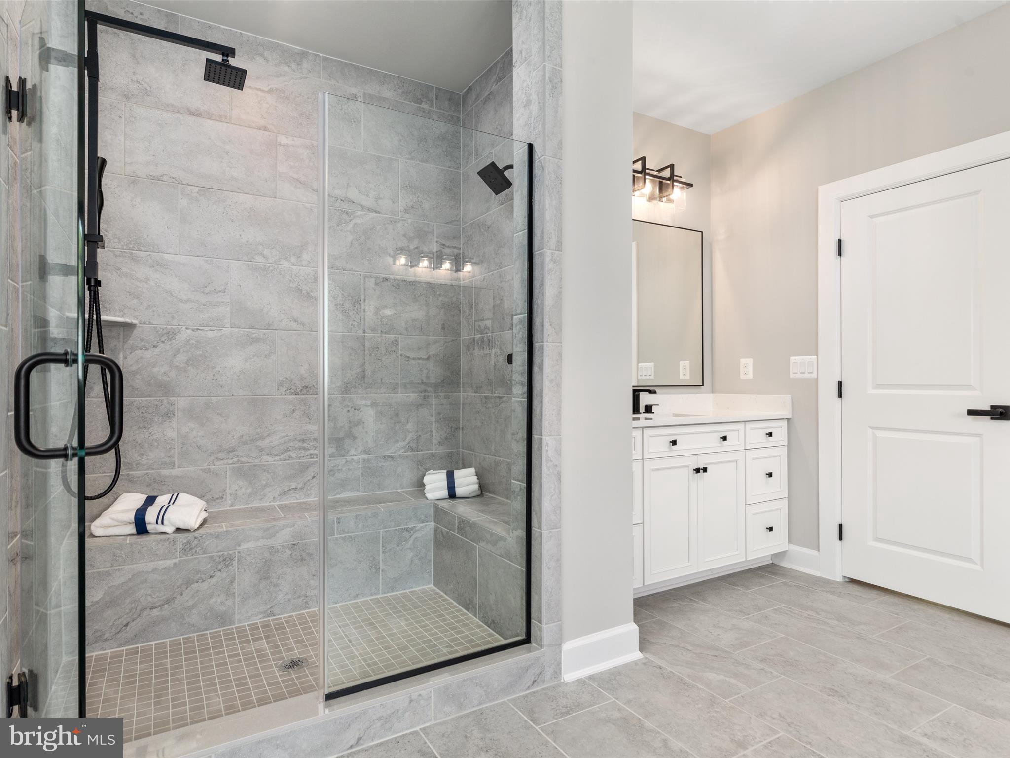 23299 Lansing Woods Ln