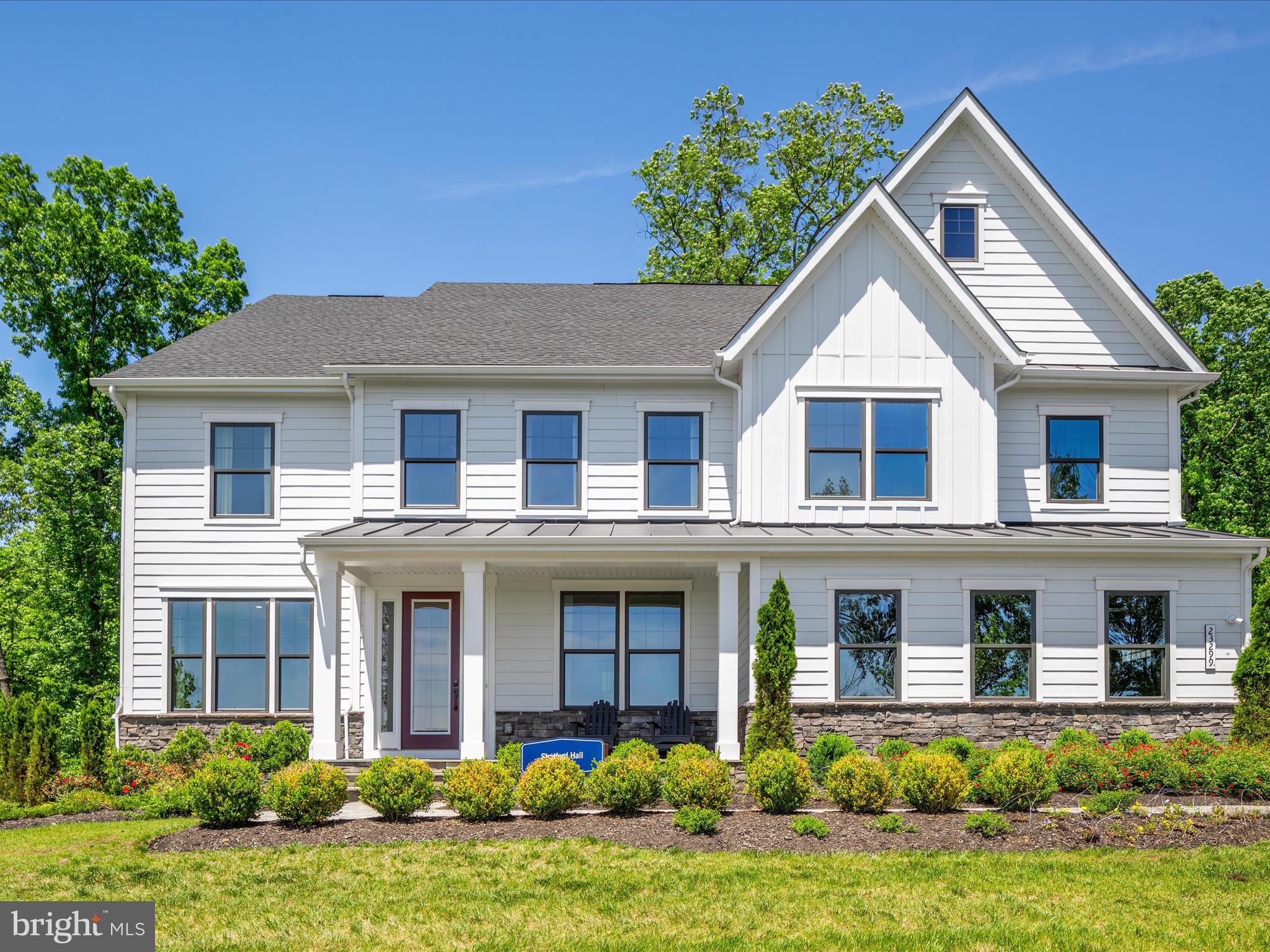 23299 Lansing Woods Ln