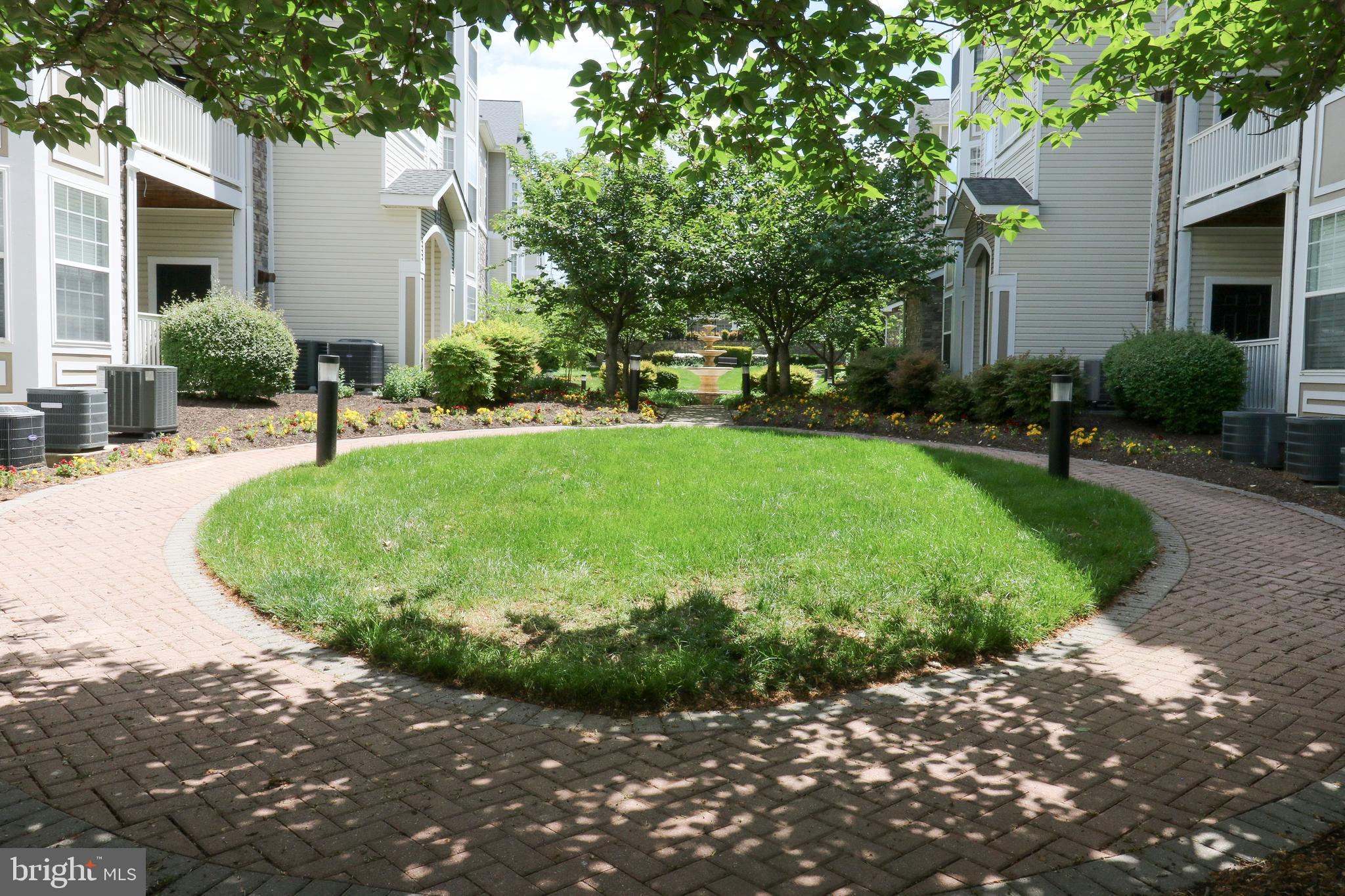 508 Sunset View Ter SE #104