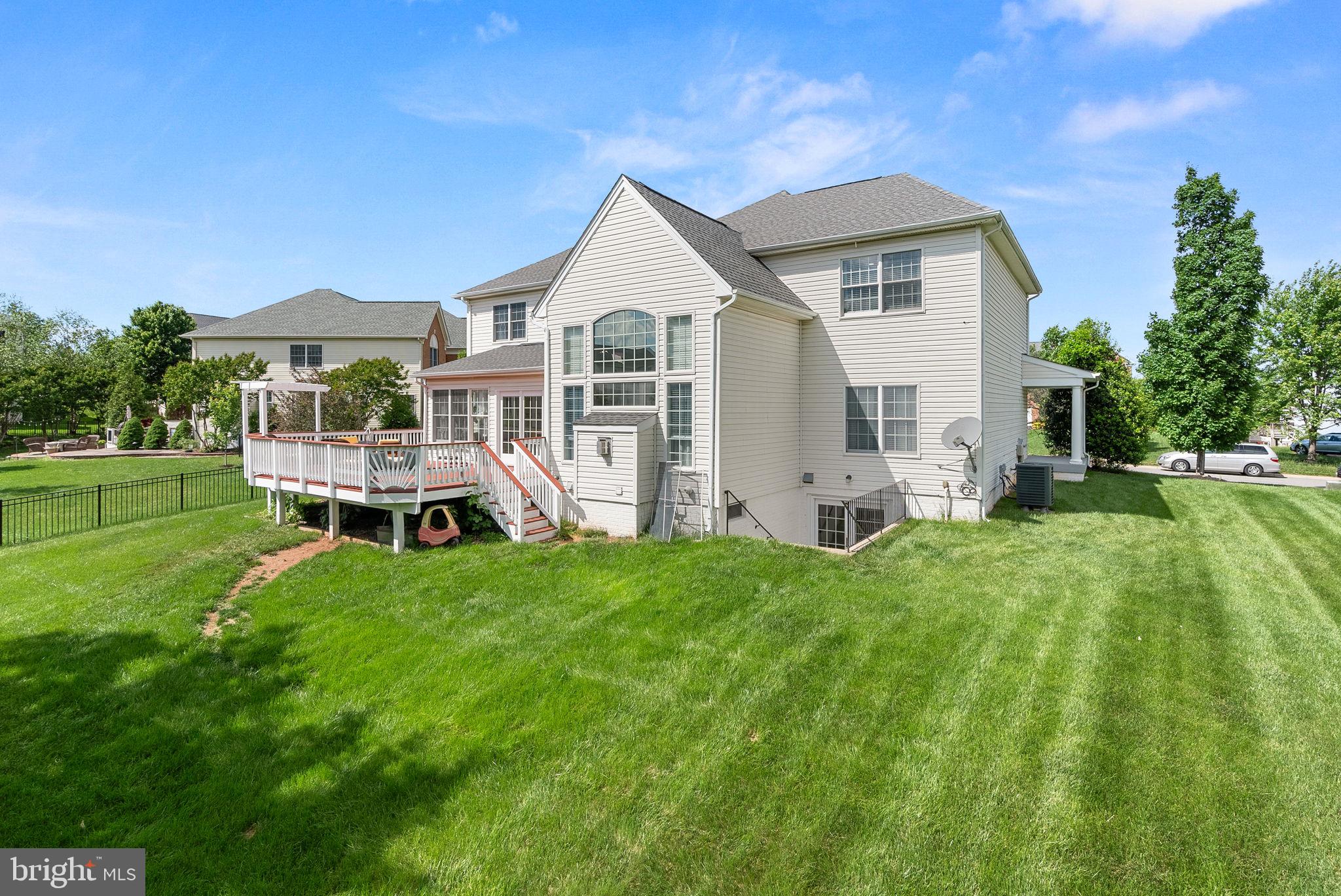 43513 Oakhill Heights Ct