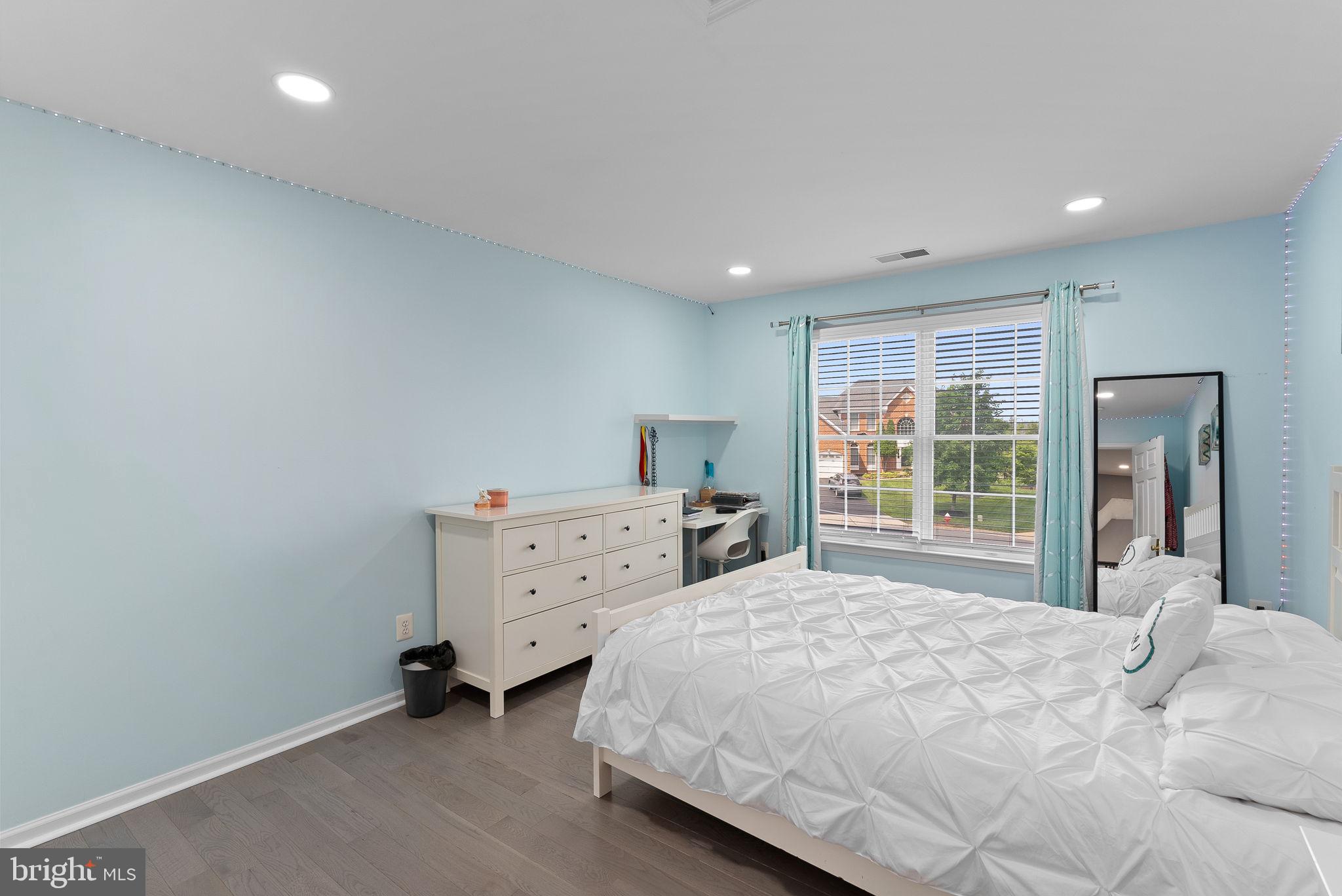 43513 Oakhill Heights Ct