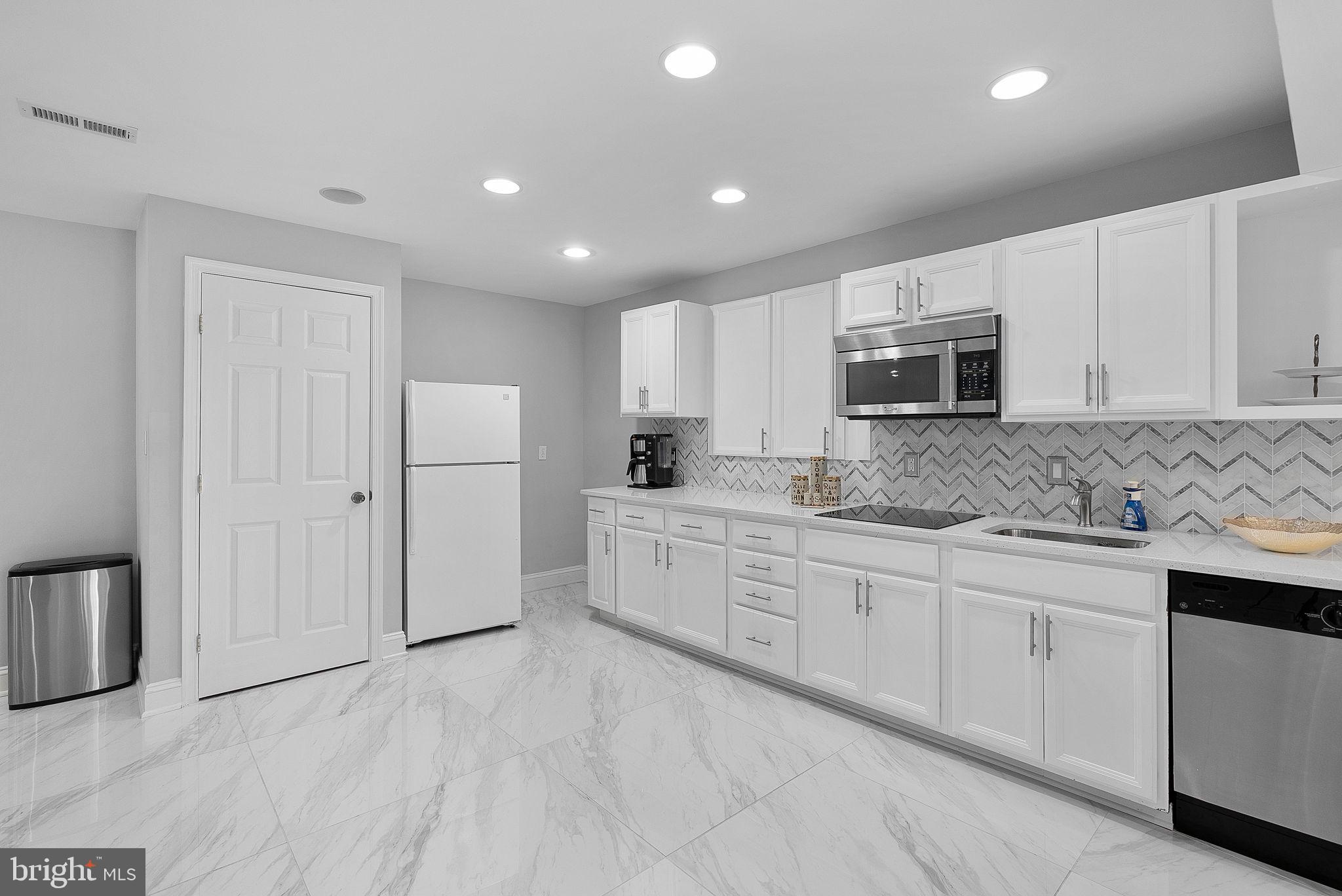 43513 Oakhill Heights Ct