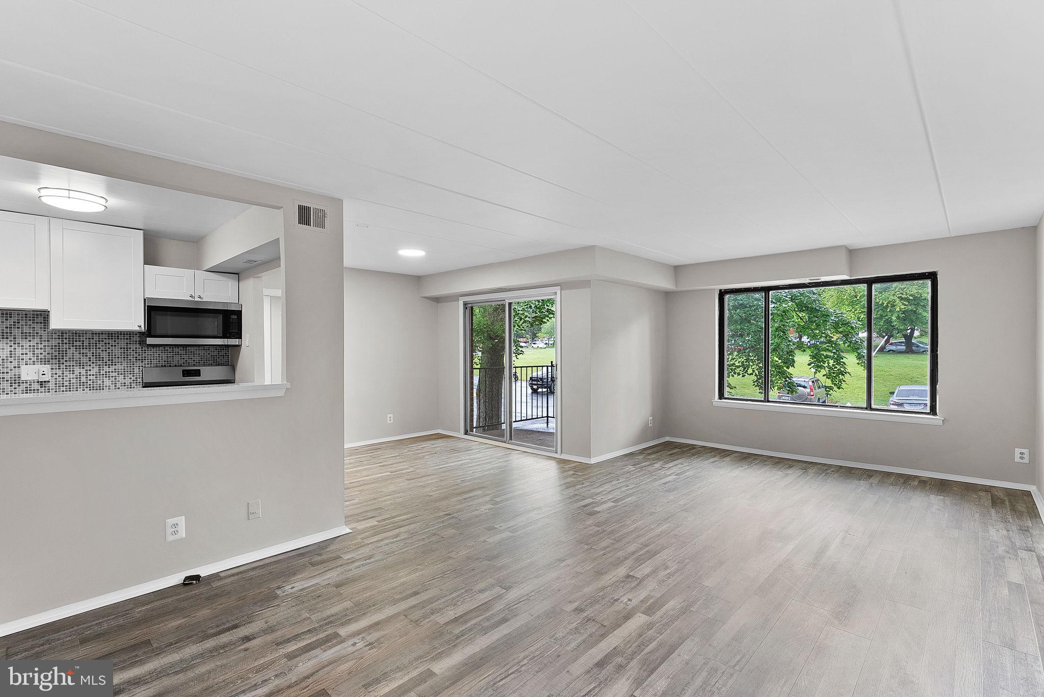 125-C Clubhouse Dr SW #7