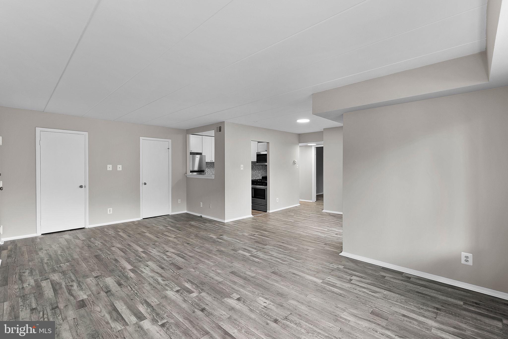 125-C Clubhouse Dr SW #7