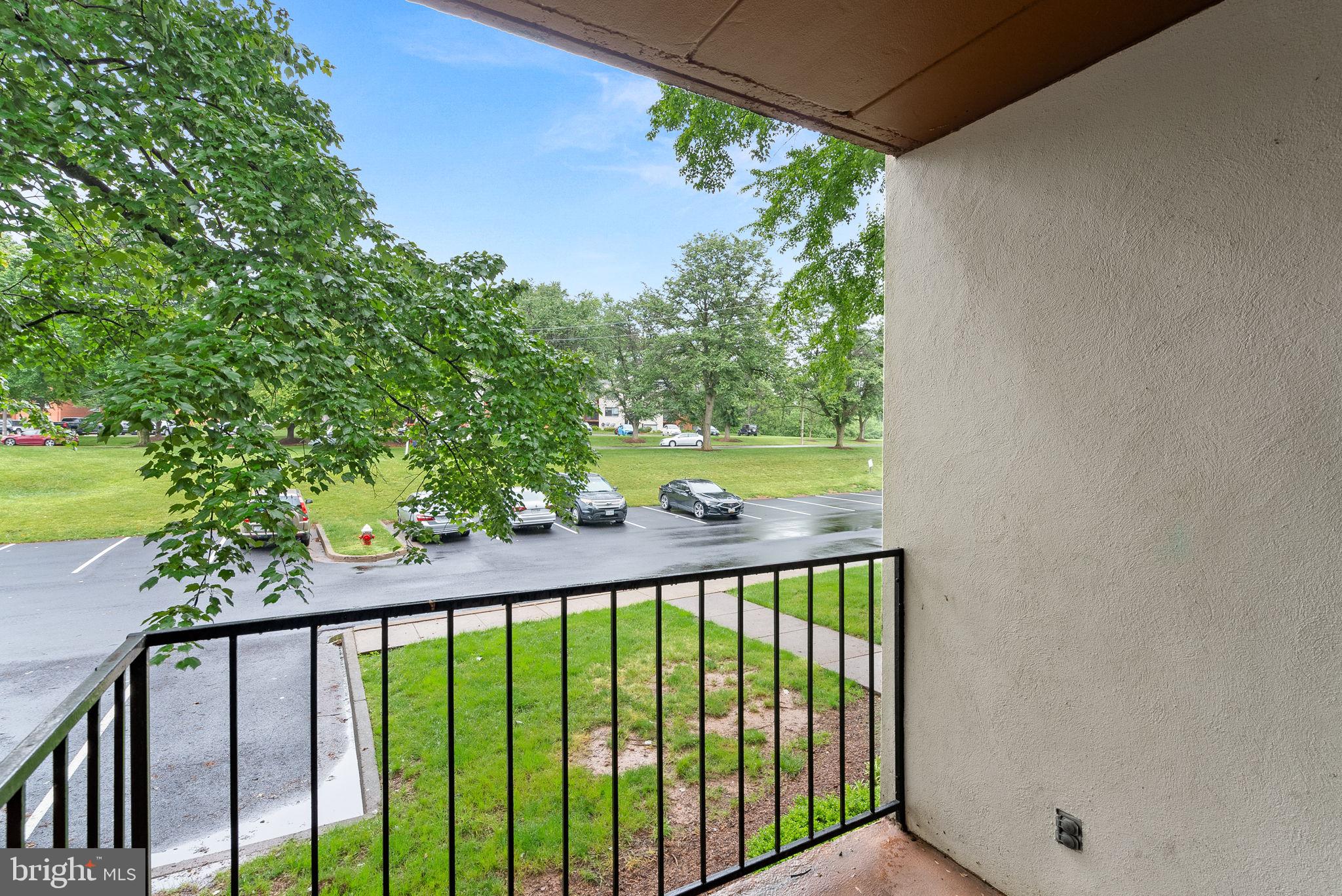 125-C Clubhouse Dr SW #7
