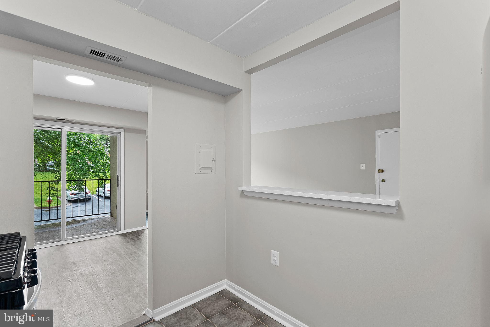 125-C Clubhouse Dr SW #7