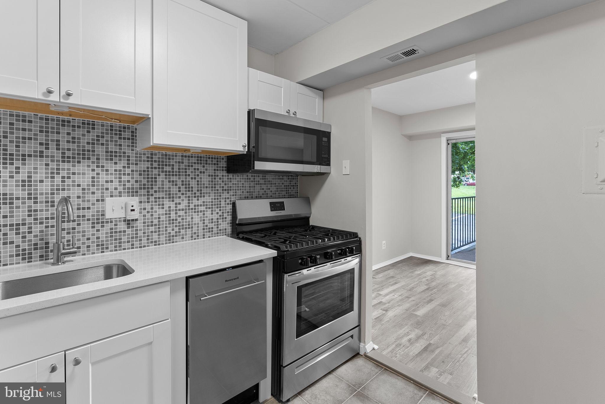 125-C Clubhouse Dr SW #7
