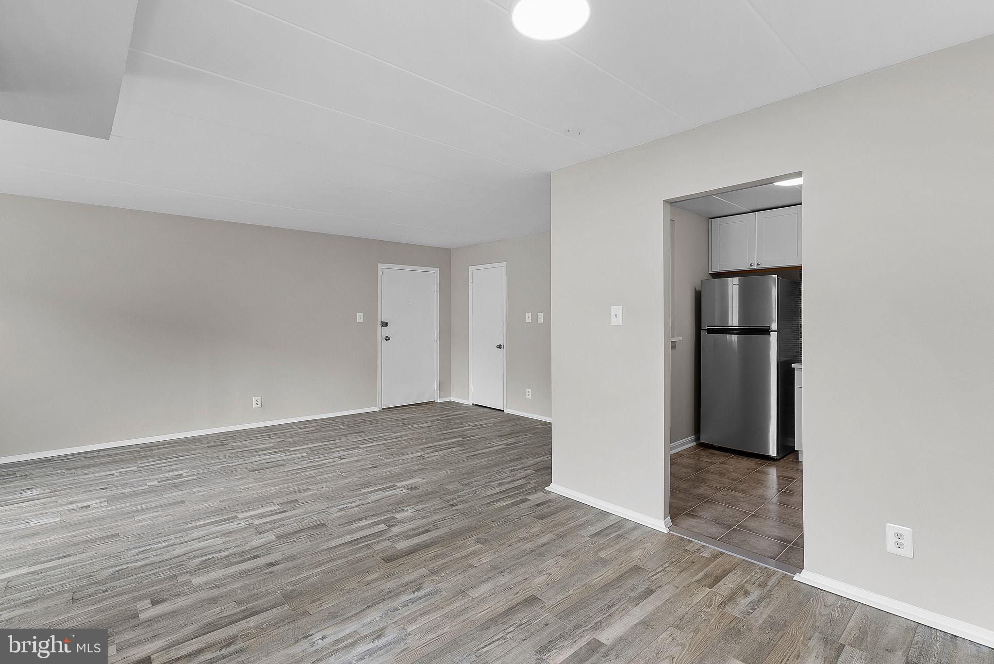 125-C Clubhouse Dr SW #7