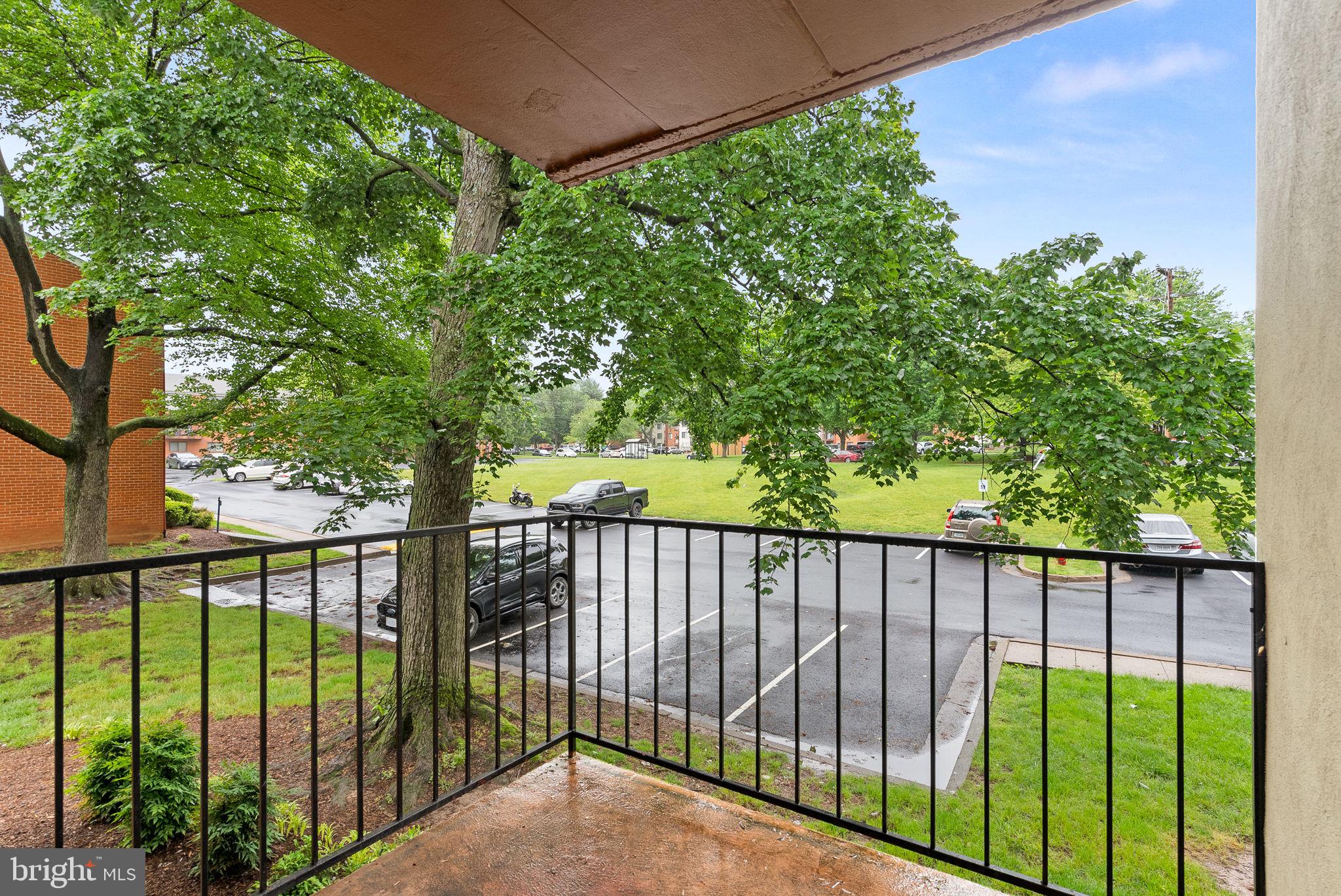 125-C Clubhouse Dr SW #7