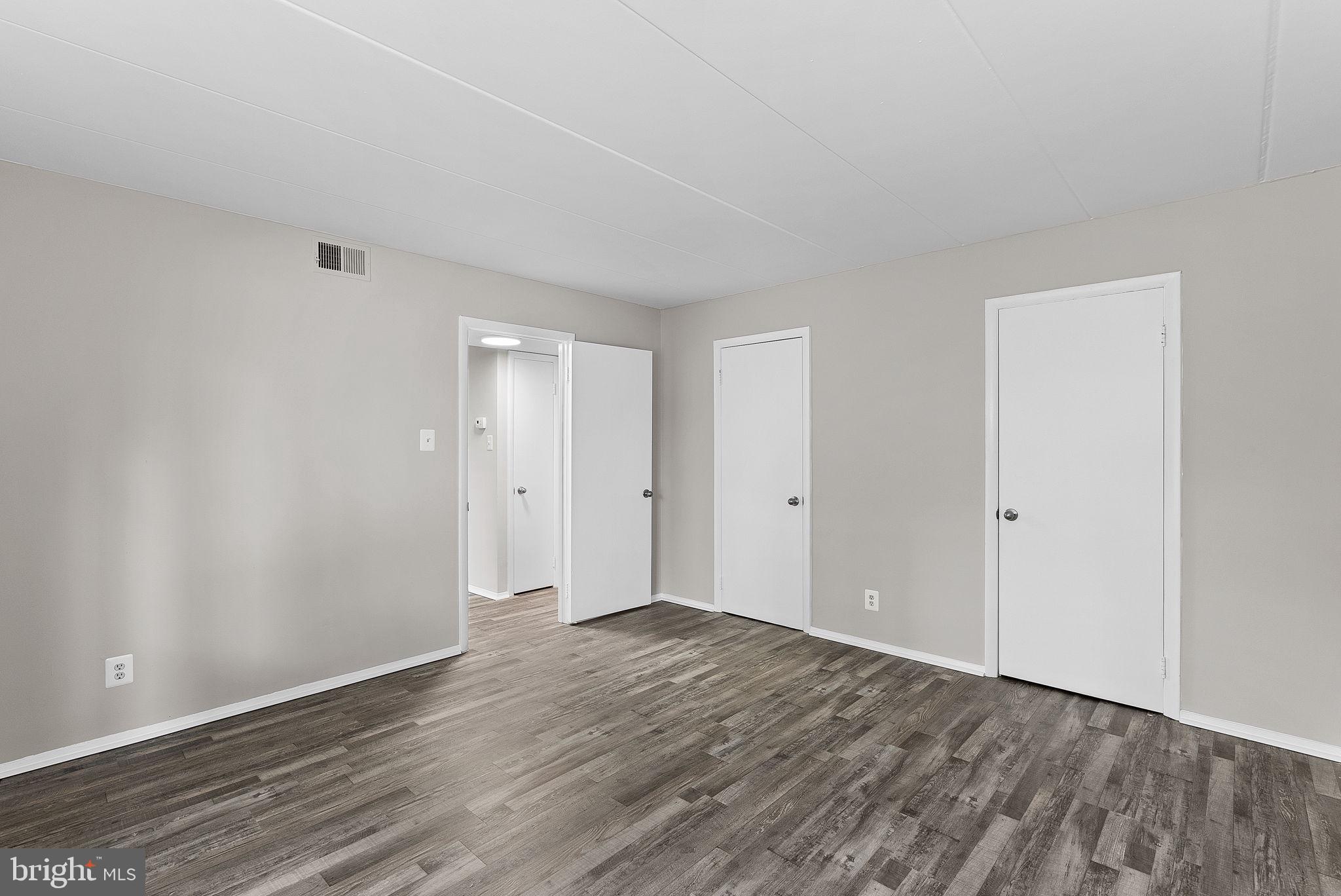125-C Clubhouse Dr SW #7
