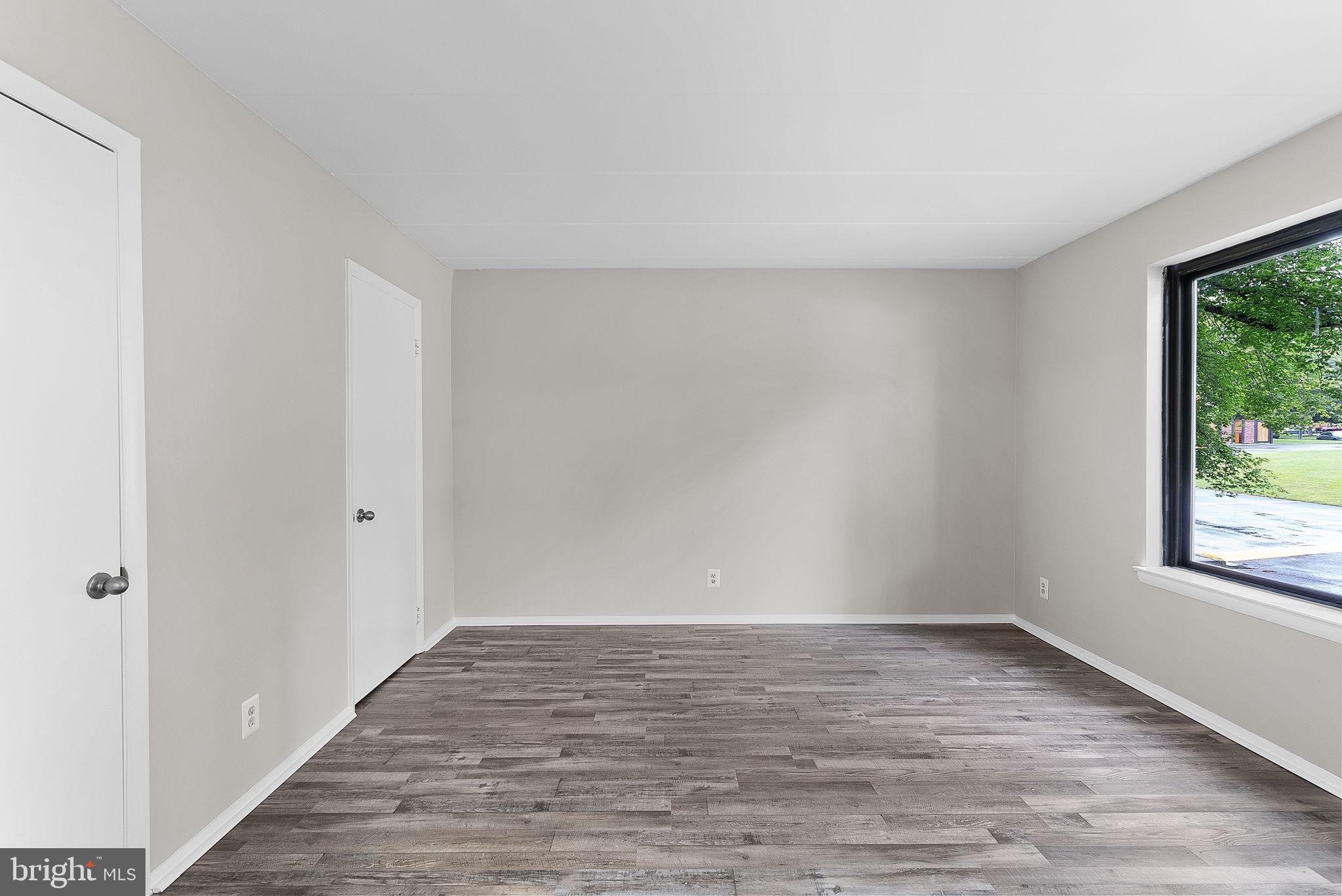 125-C Clubhouse Dr SW #7