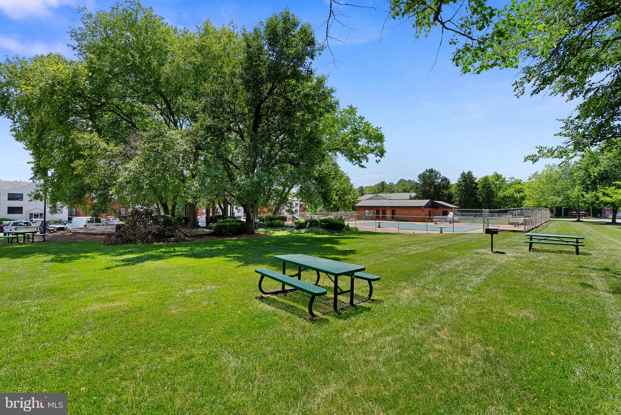125-C Clubhouse Dr SW #7
