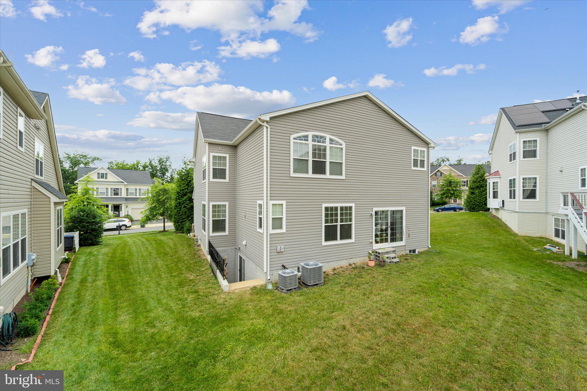 21067 POTOMAC TRAIL CIR