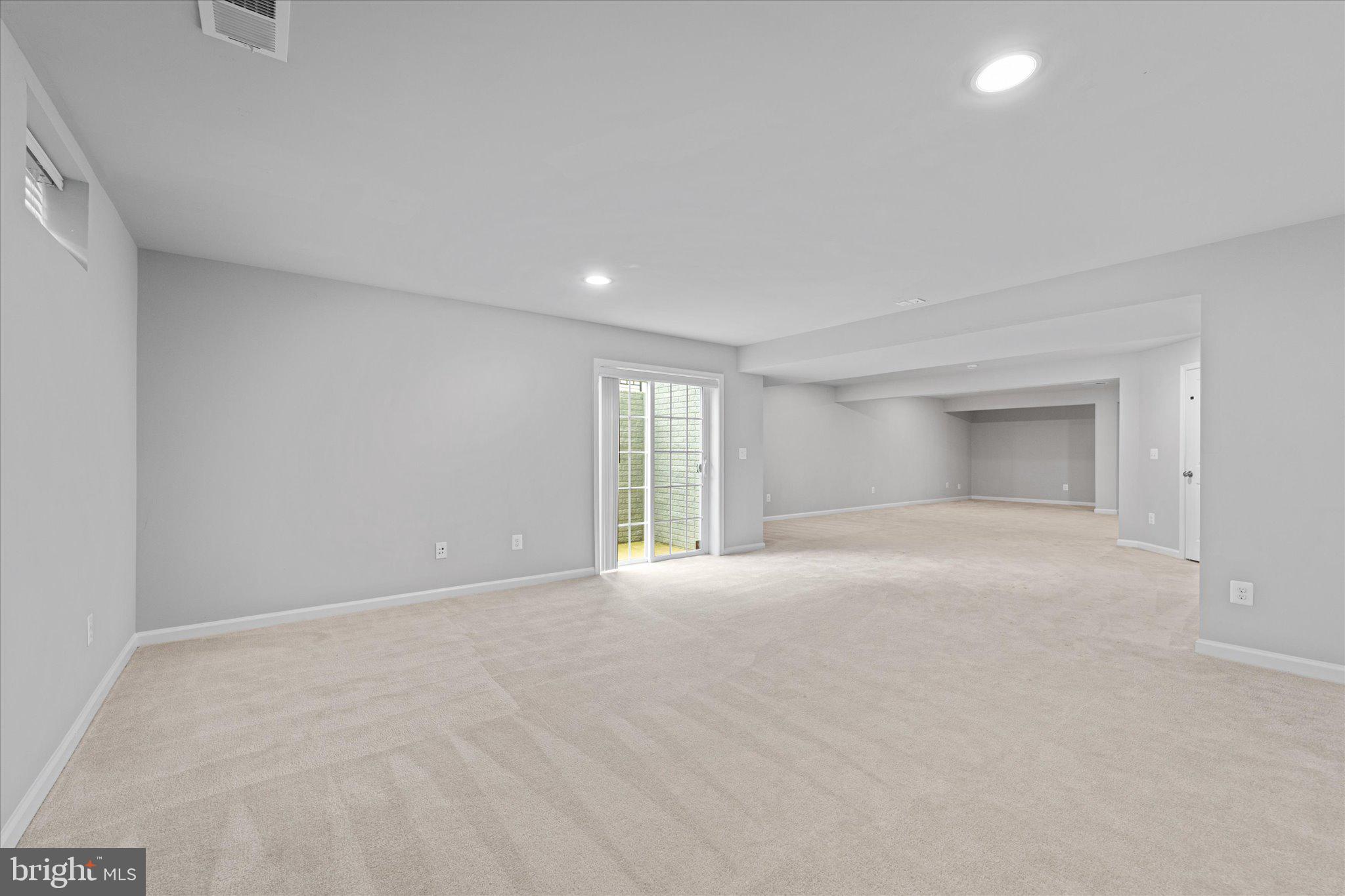 21067 POTOMAC TRAIL CIR