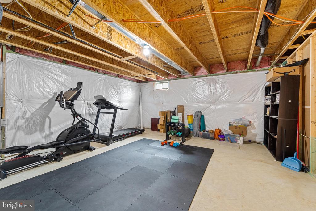 21067 POTOMAC TRAIL CIR