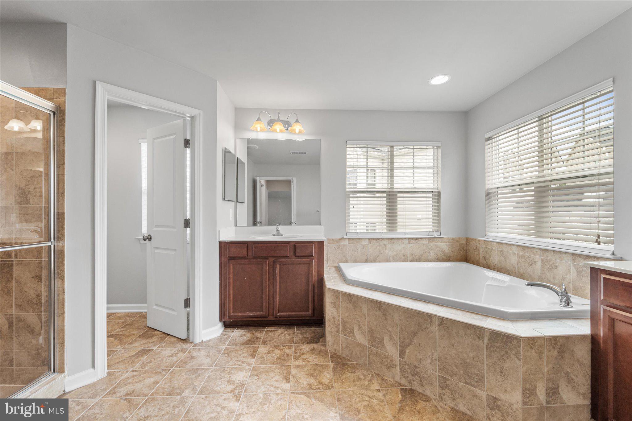 21067 POTOMAC TRAIL CIR