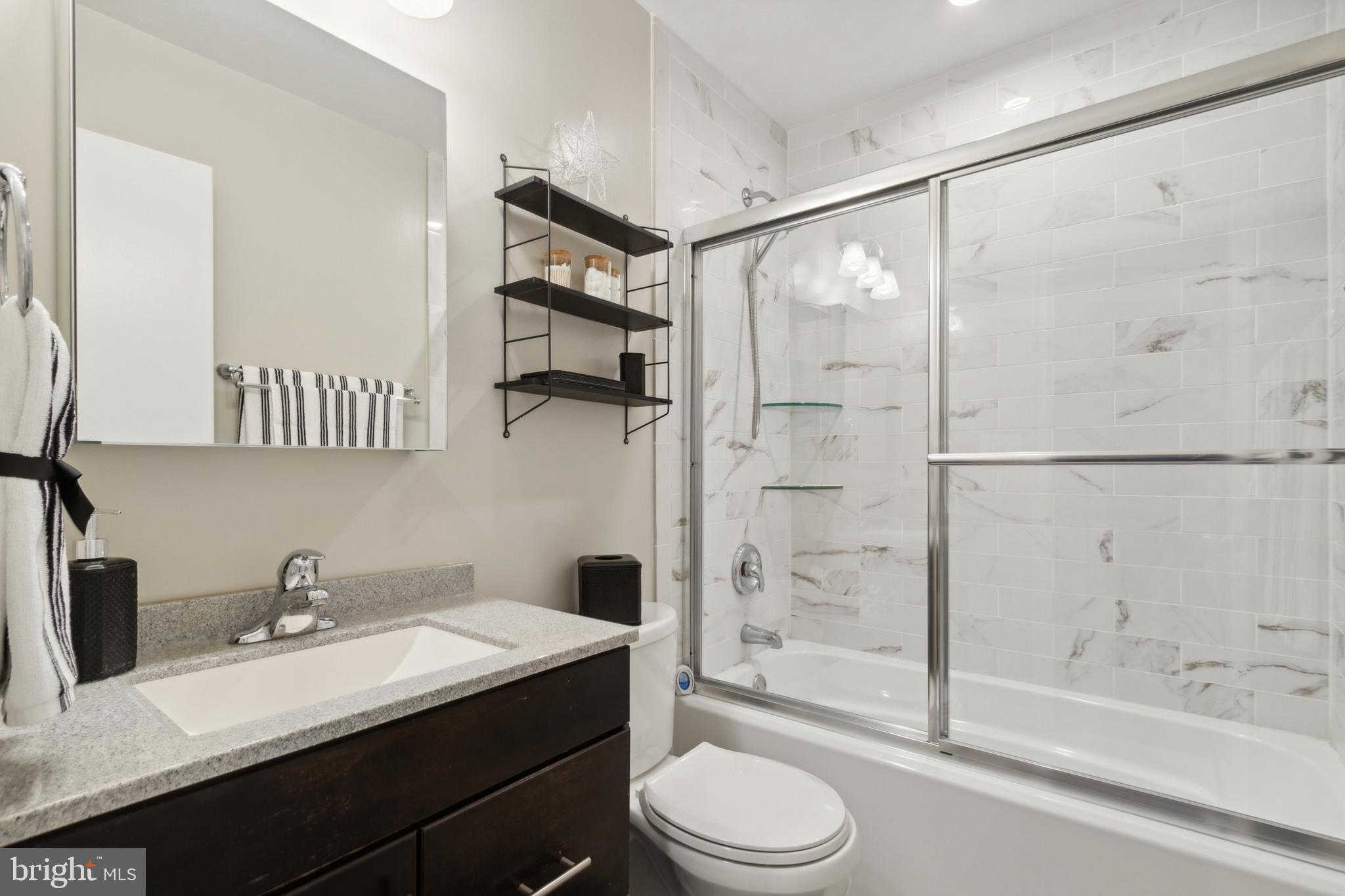 46724 Summit Ter