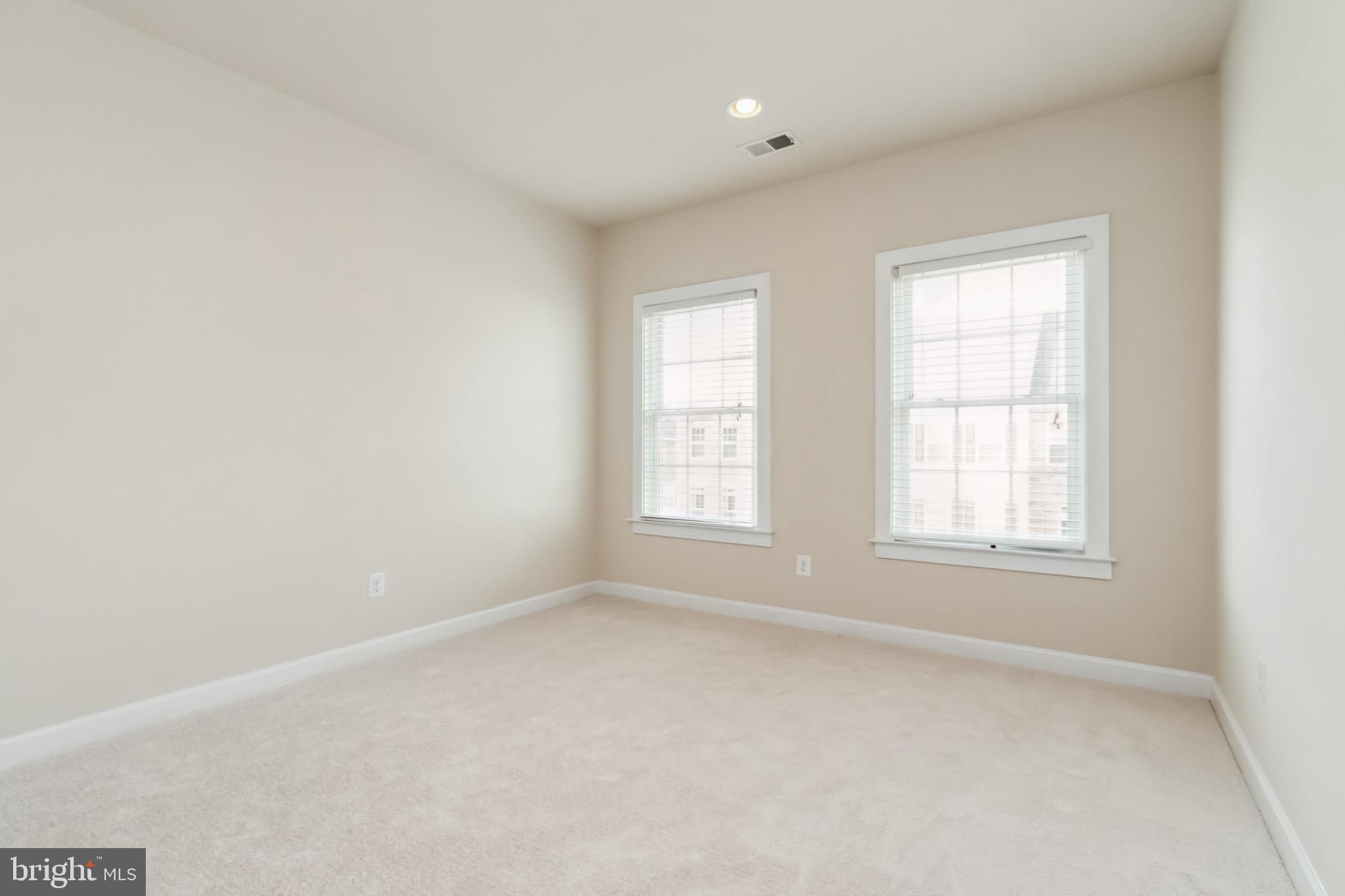 42633 Harlow Meadows Ter