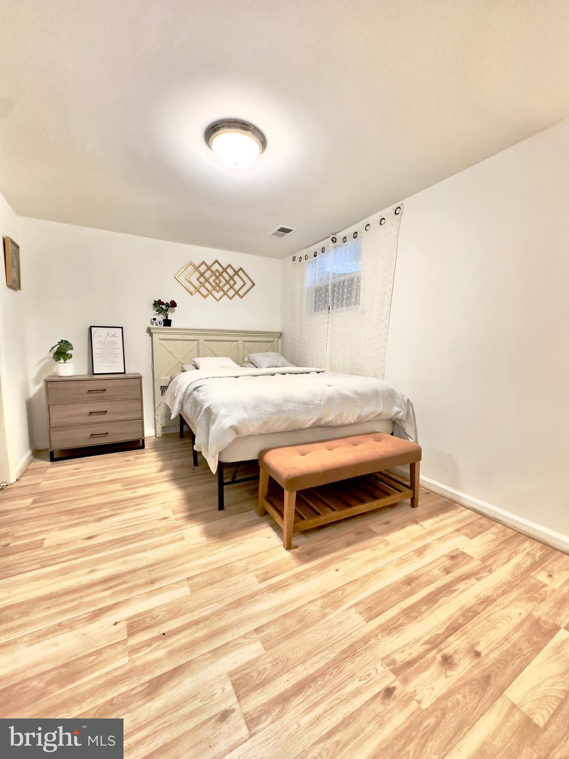 123 Davis Ave SW