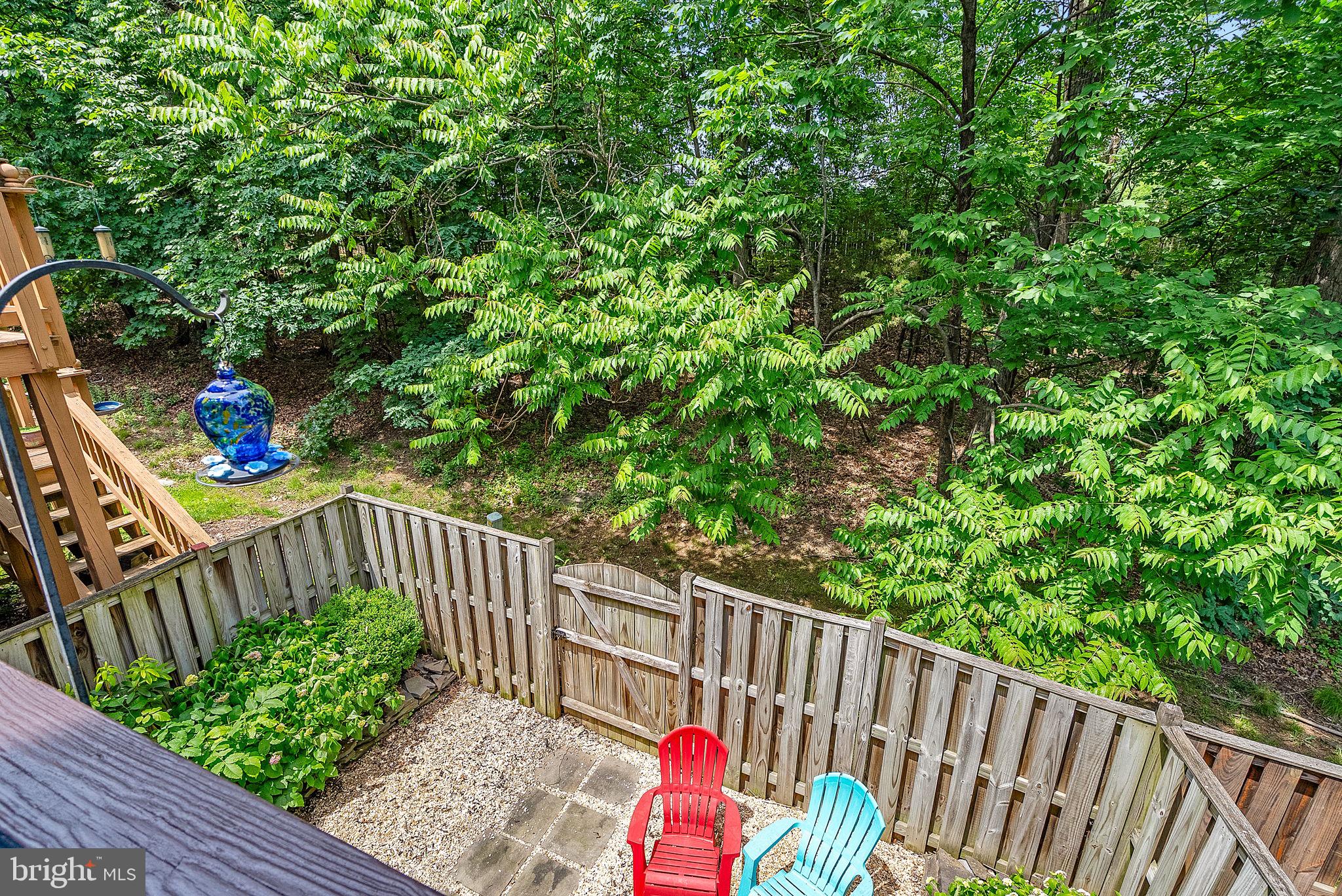 853 Tall Oaks Sq SE