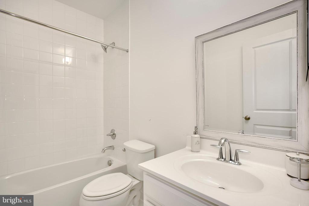 22486 Bowens Wharf Pl