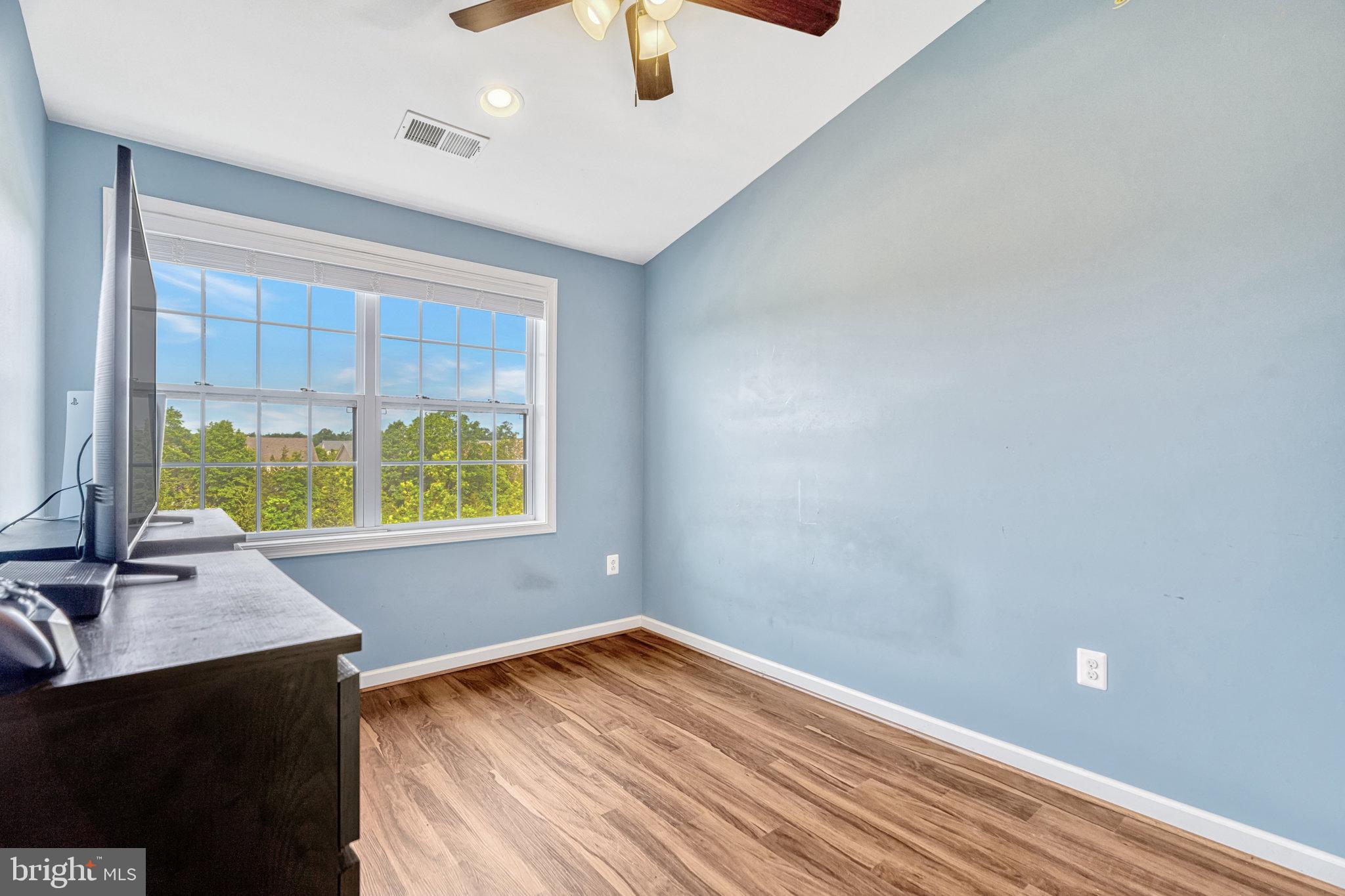 23348 MADISON HEIGHTS TER