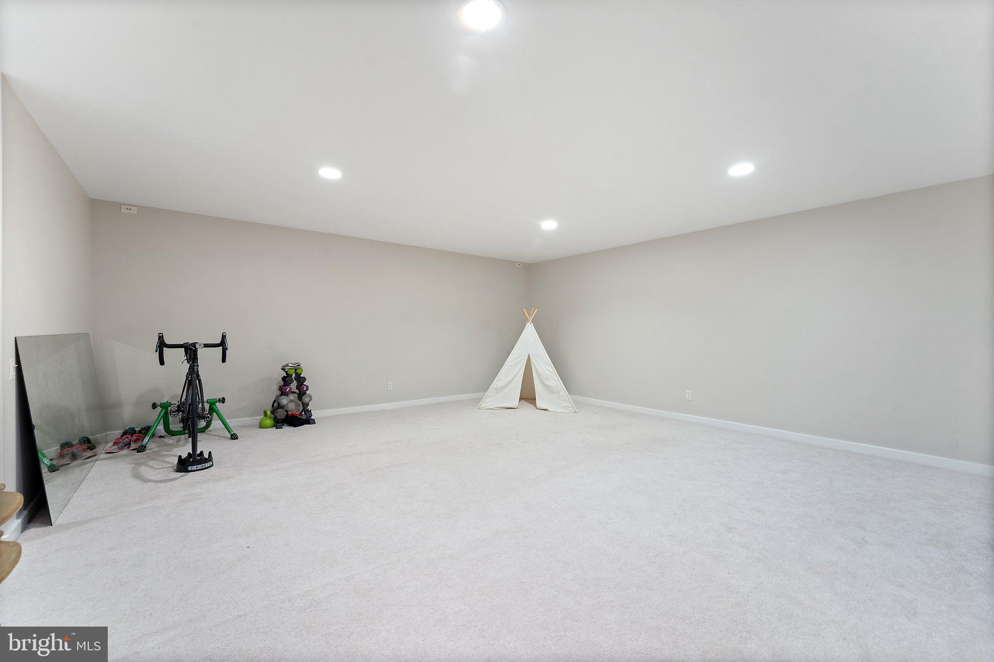 37764 Brooks Ln
