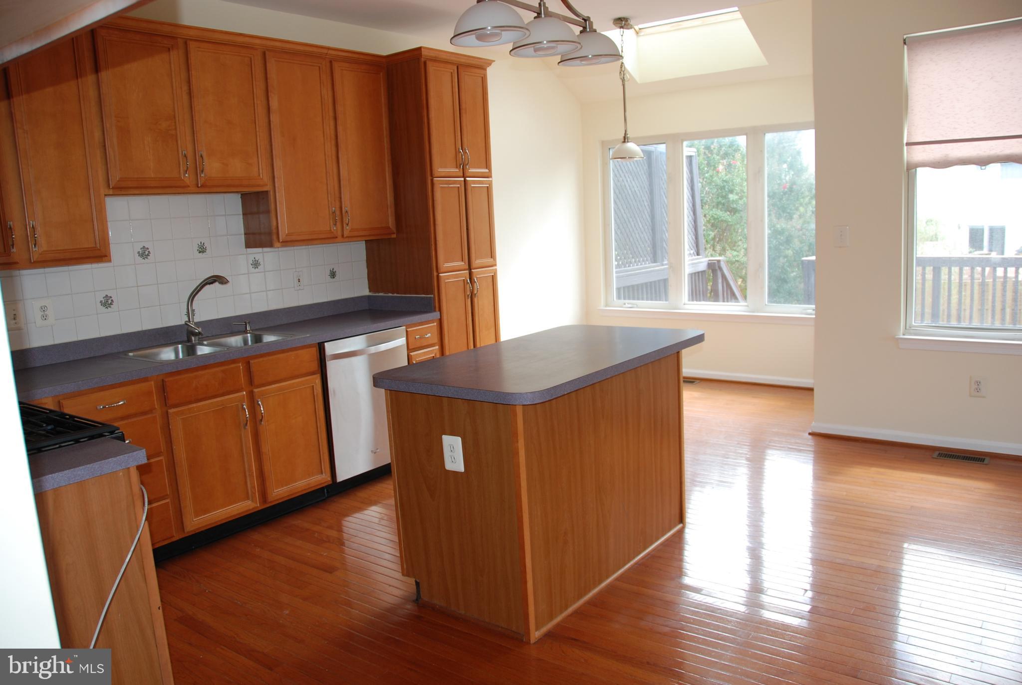 43851 Sandburg Sq