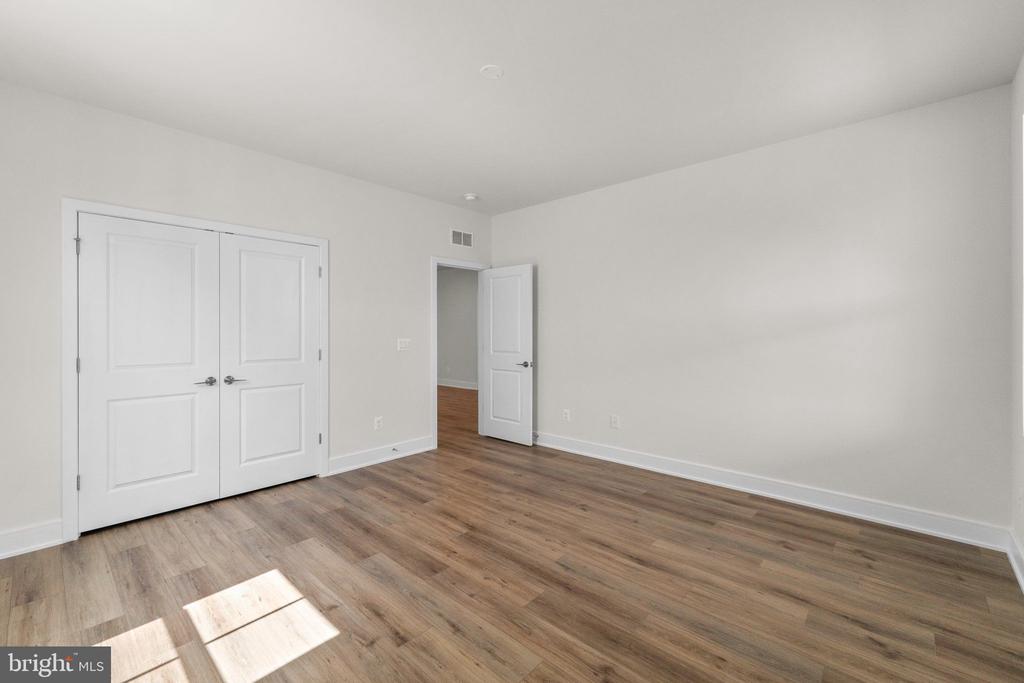 23564 Ellison Ter