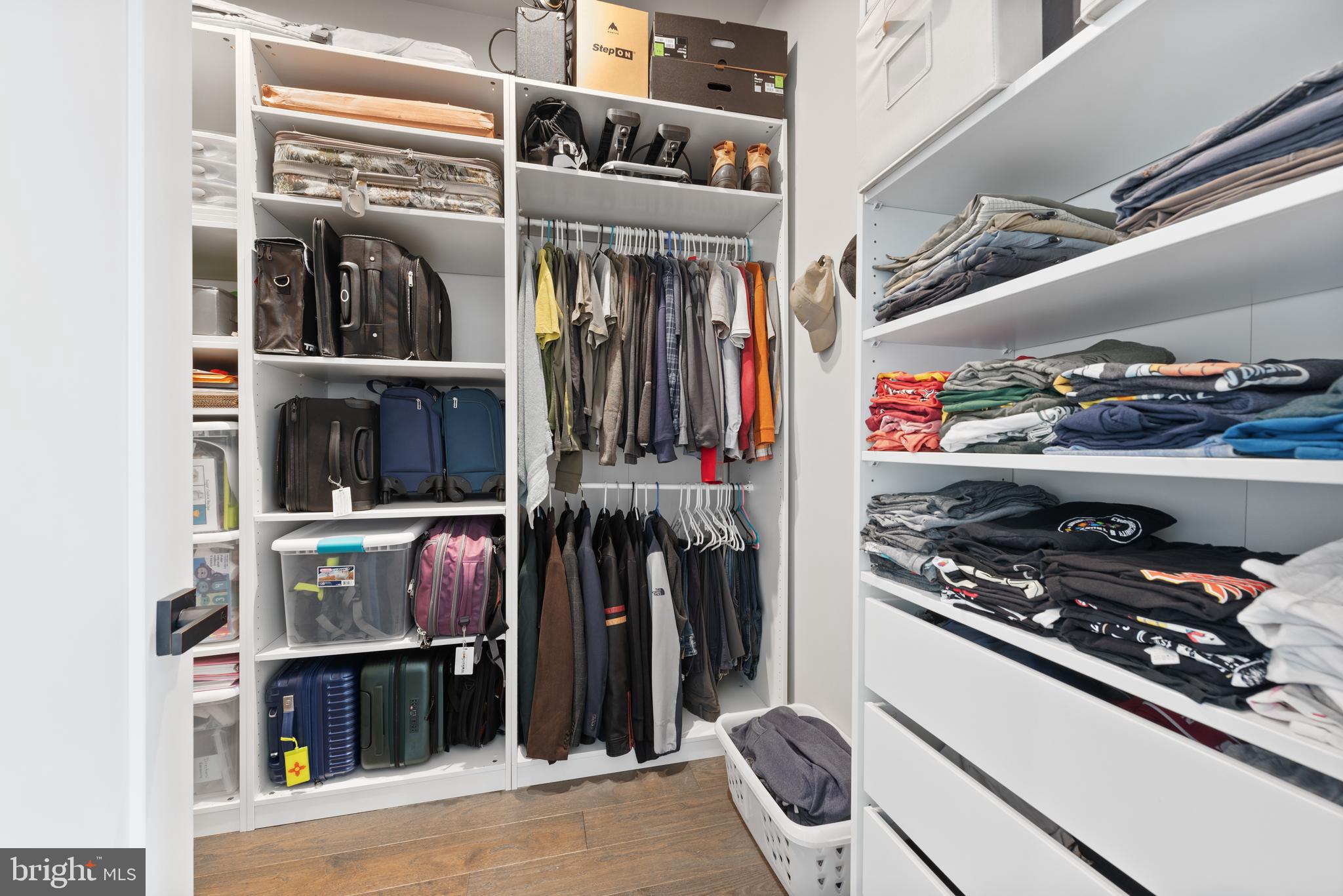 43431 Croson Ln #300