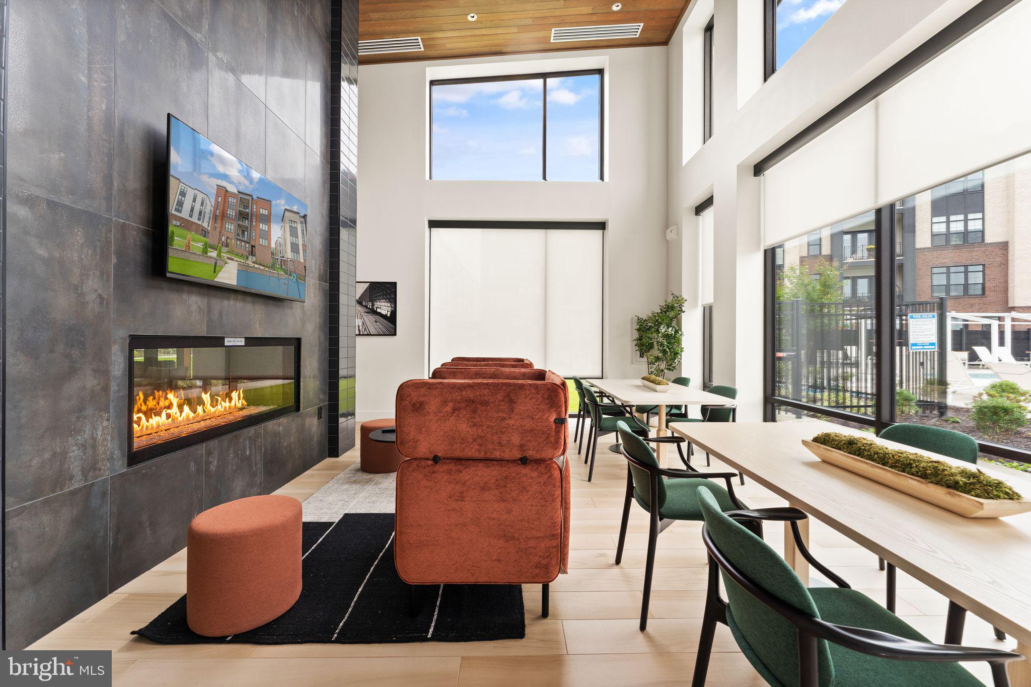 43431 Croson Ln #300