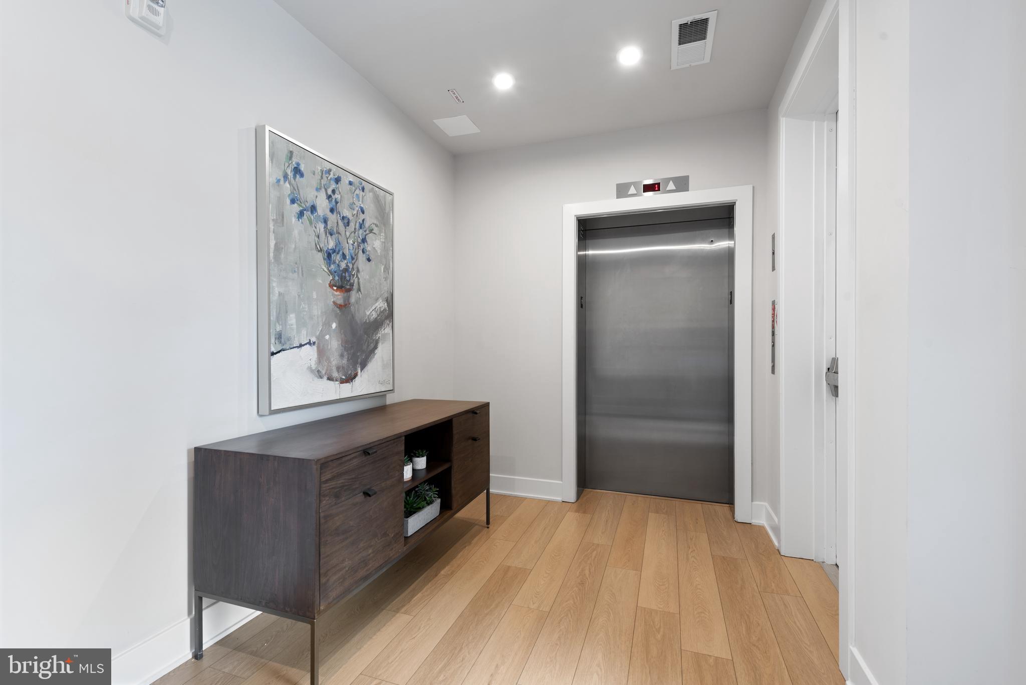 43431 Croson Ln #300