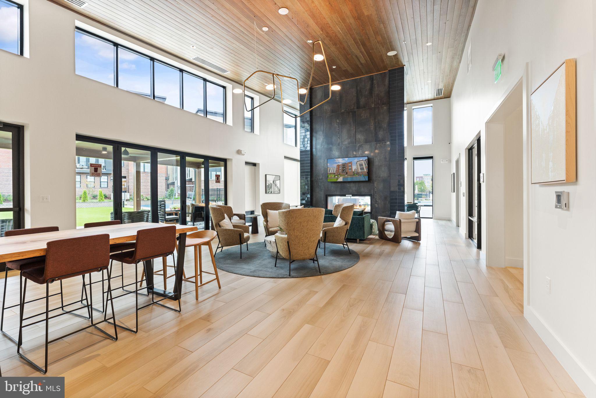 43431 Croson Ln #300