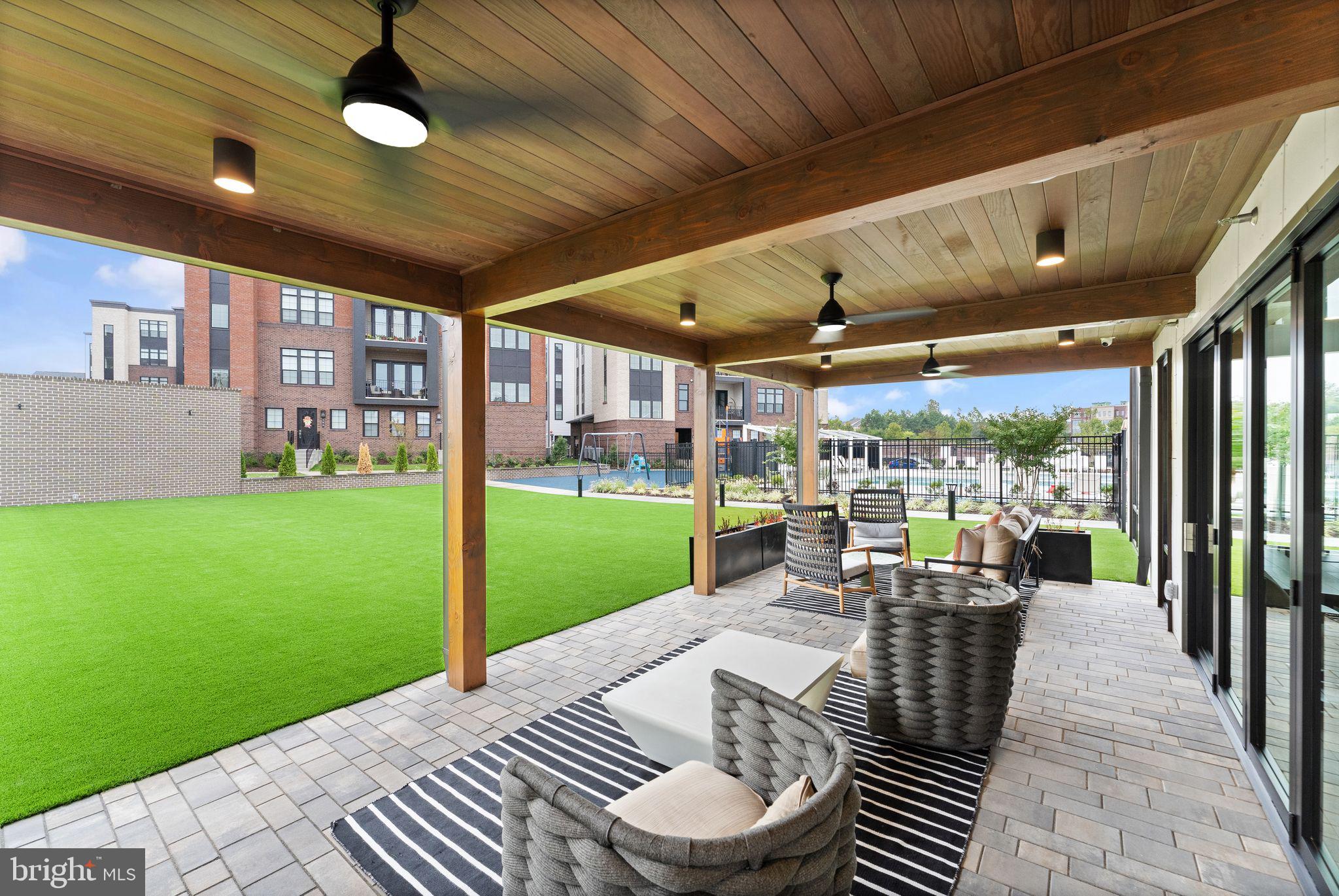 43431 Croson Ln #300