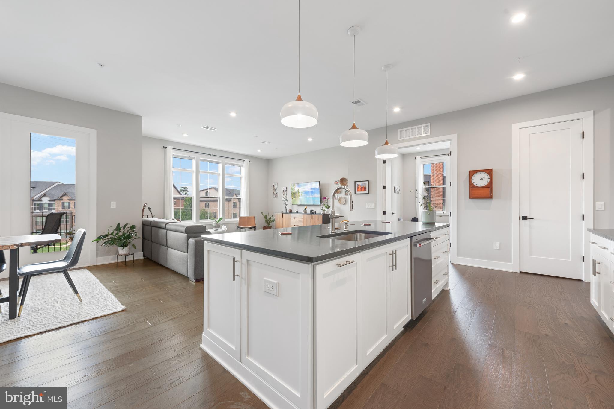 43431 Croson Ln #300