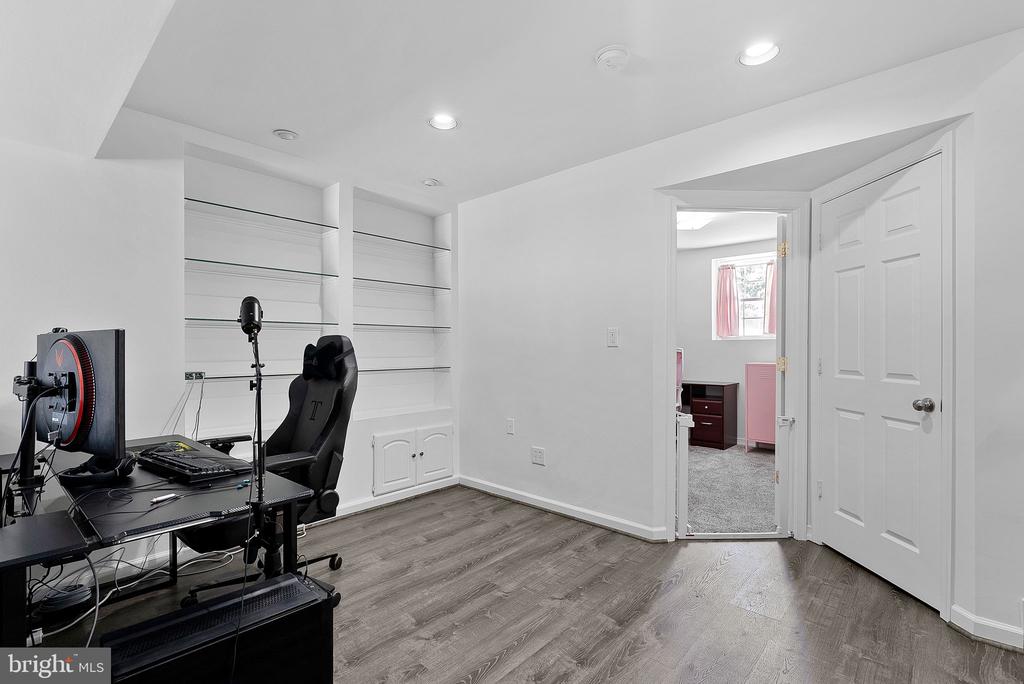 17363 Kentsdale Sq