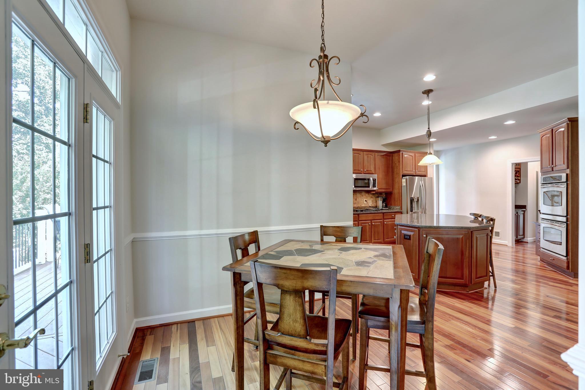 43856 Riverpoint Dr