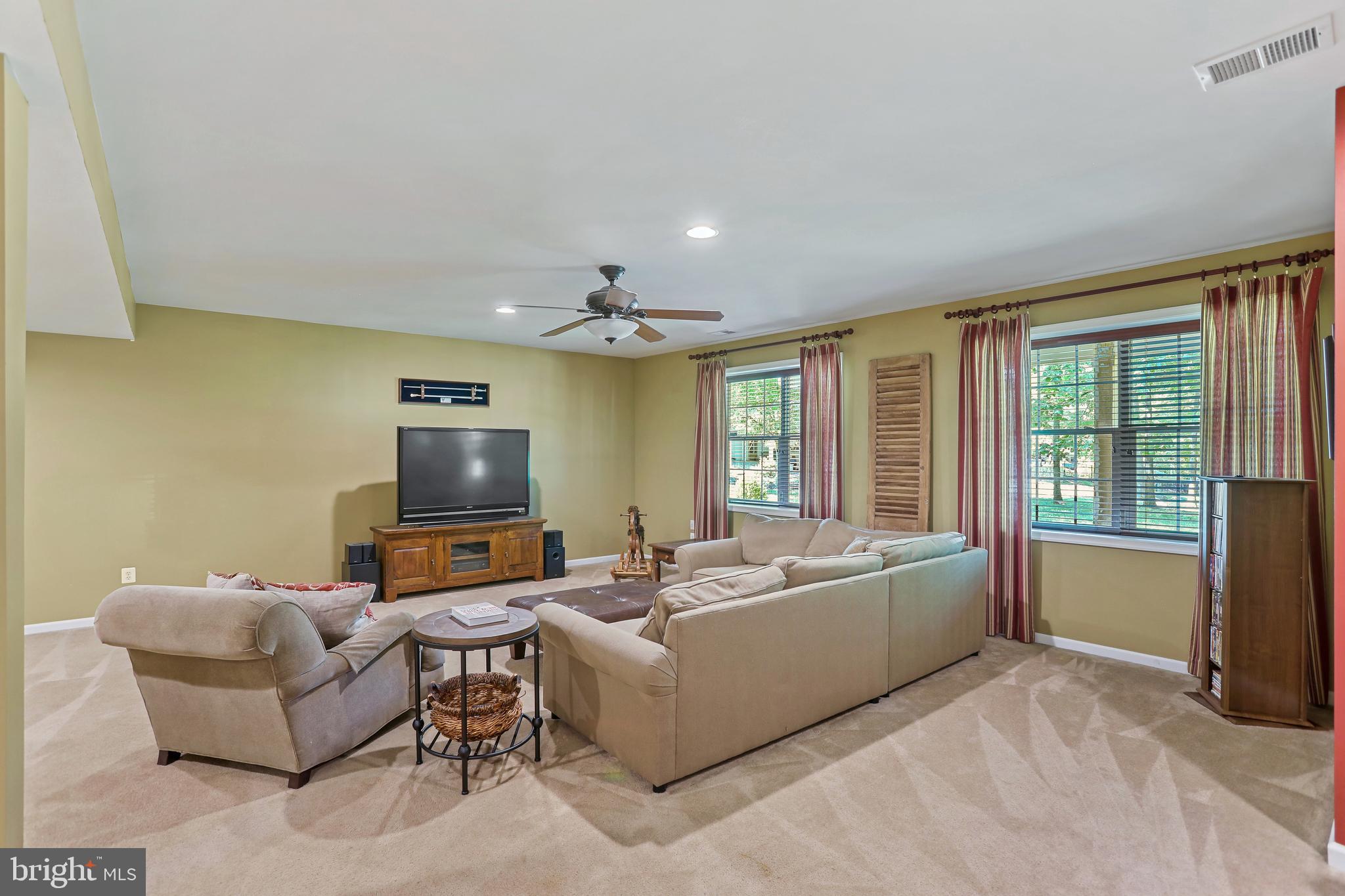 43856 Riverpoint Dr