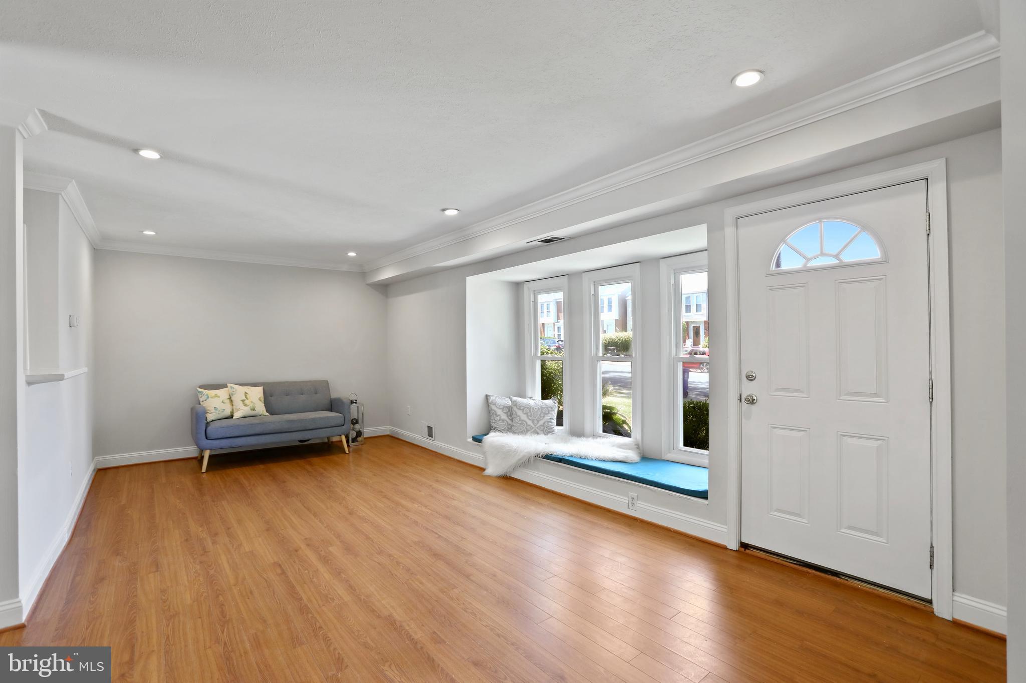 304 Roanoke Dr SE
