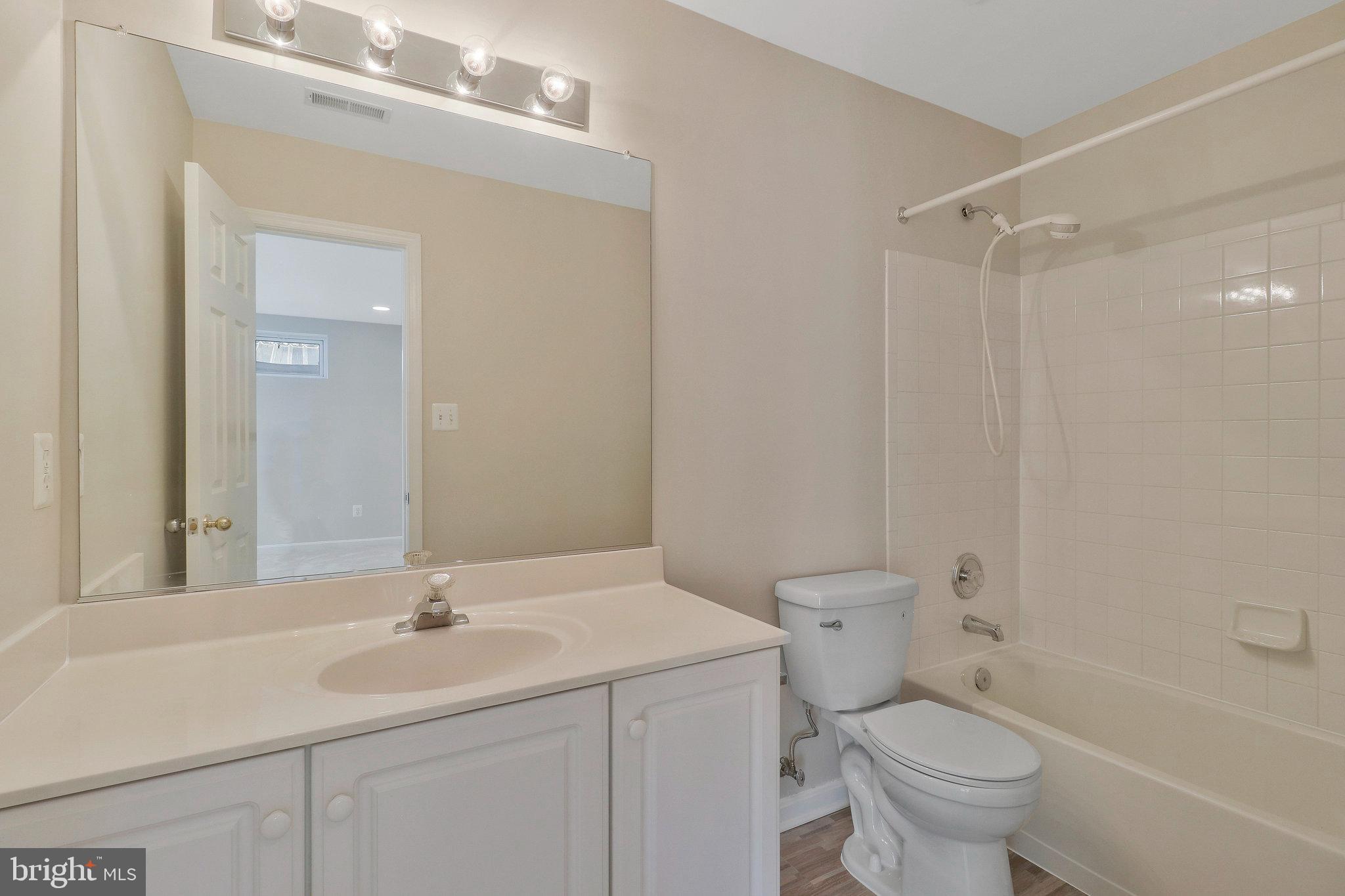 43337 Burke Dale