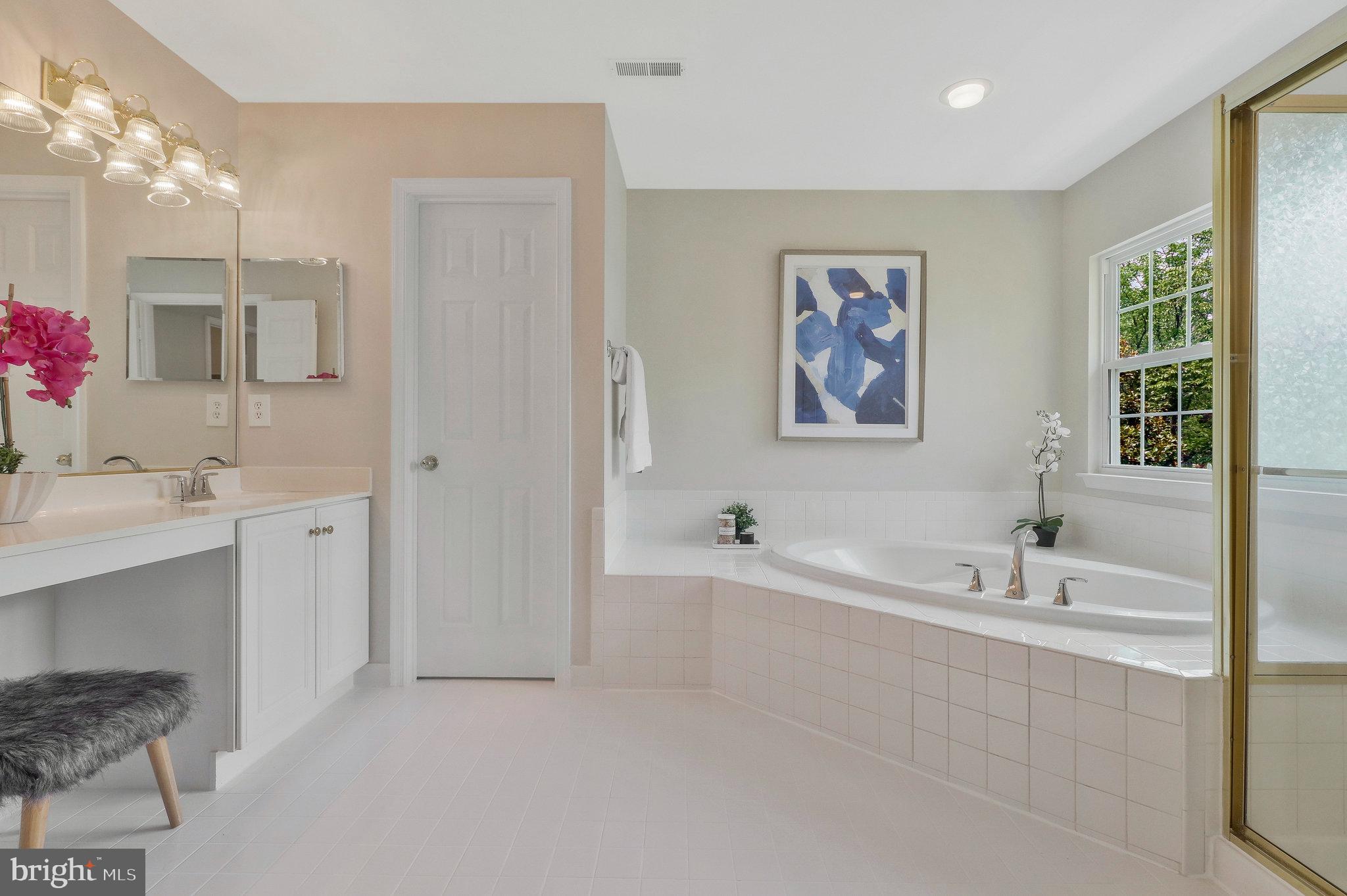 43337 Burke Dale