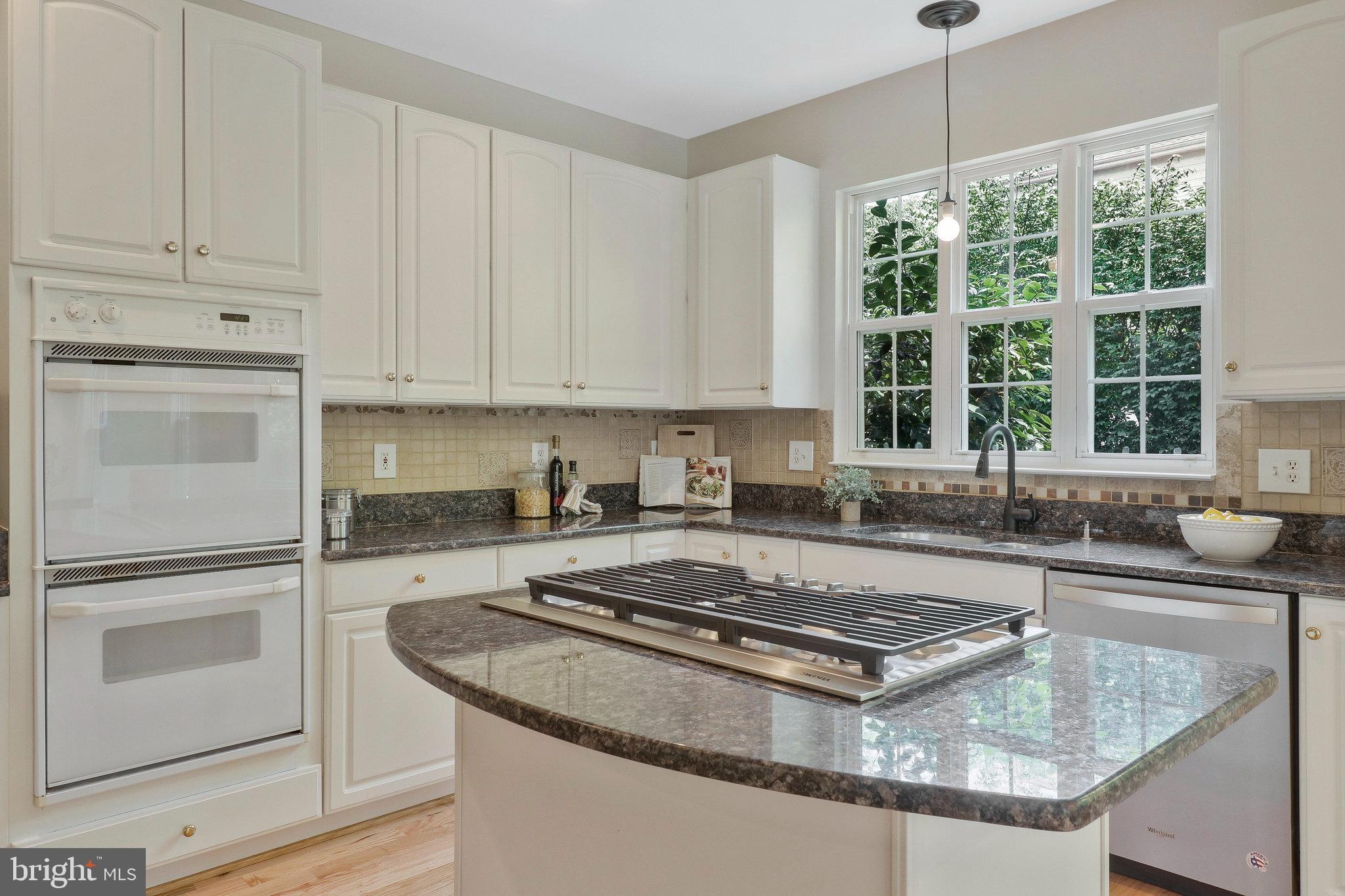 43337 Burke Dale