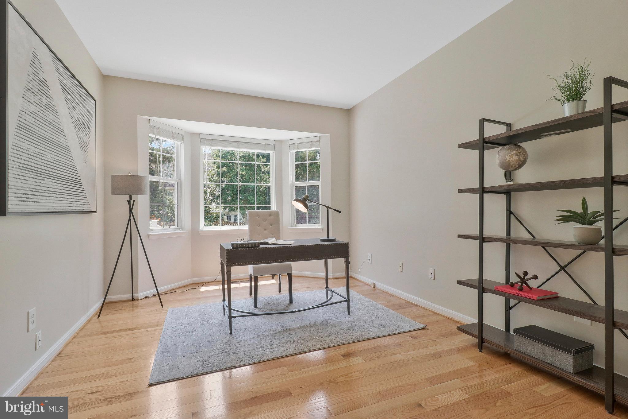 43337 Burke Dale