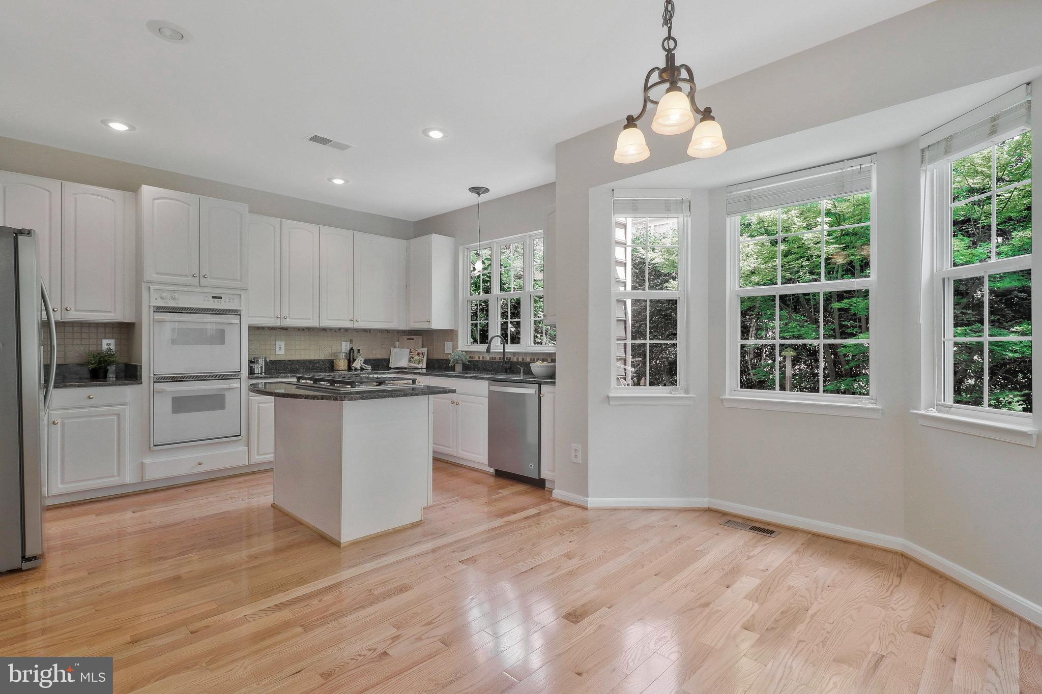 43337 Burke Dale