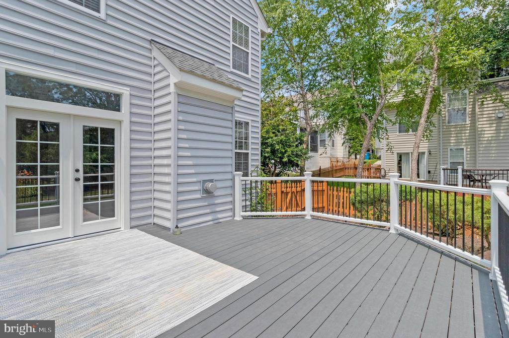 43337 Burke Dale