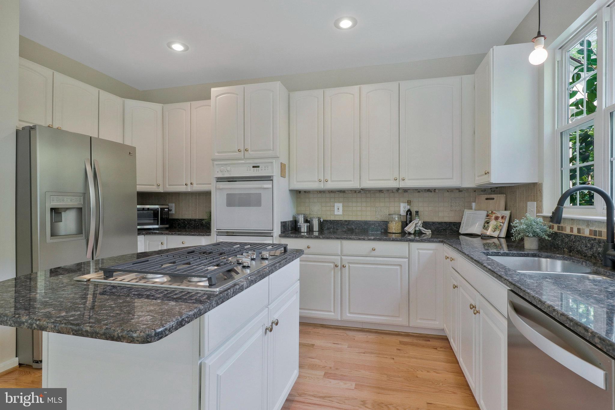 43337 Burke Dale